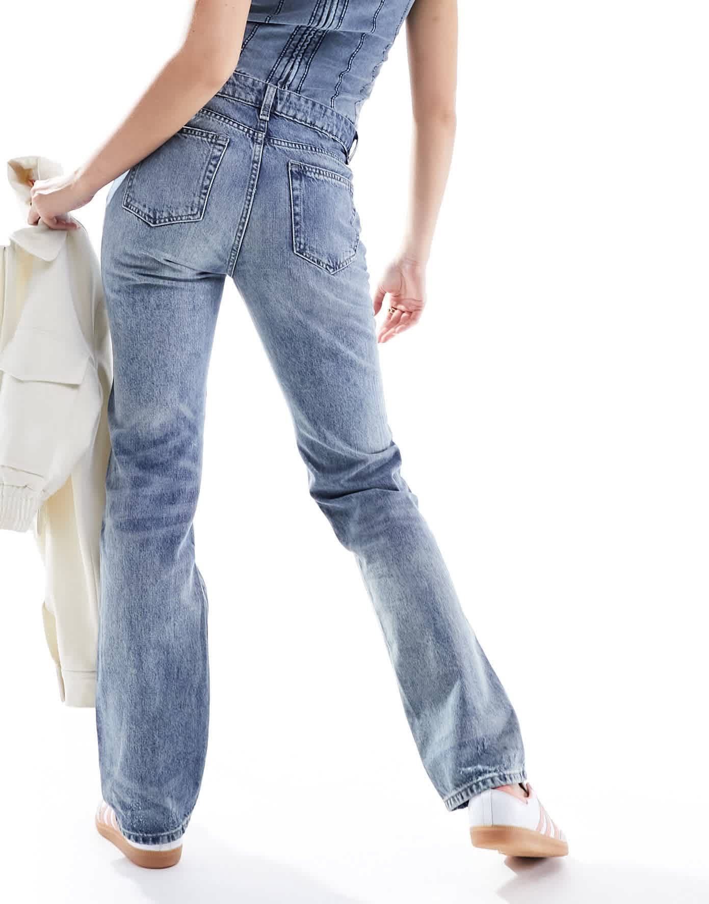 ONLY Jaci mid rise straight leg jeans in tint - ASOS Sample Sale EU Store