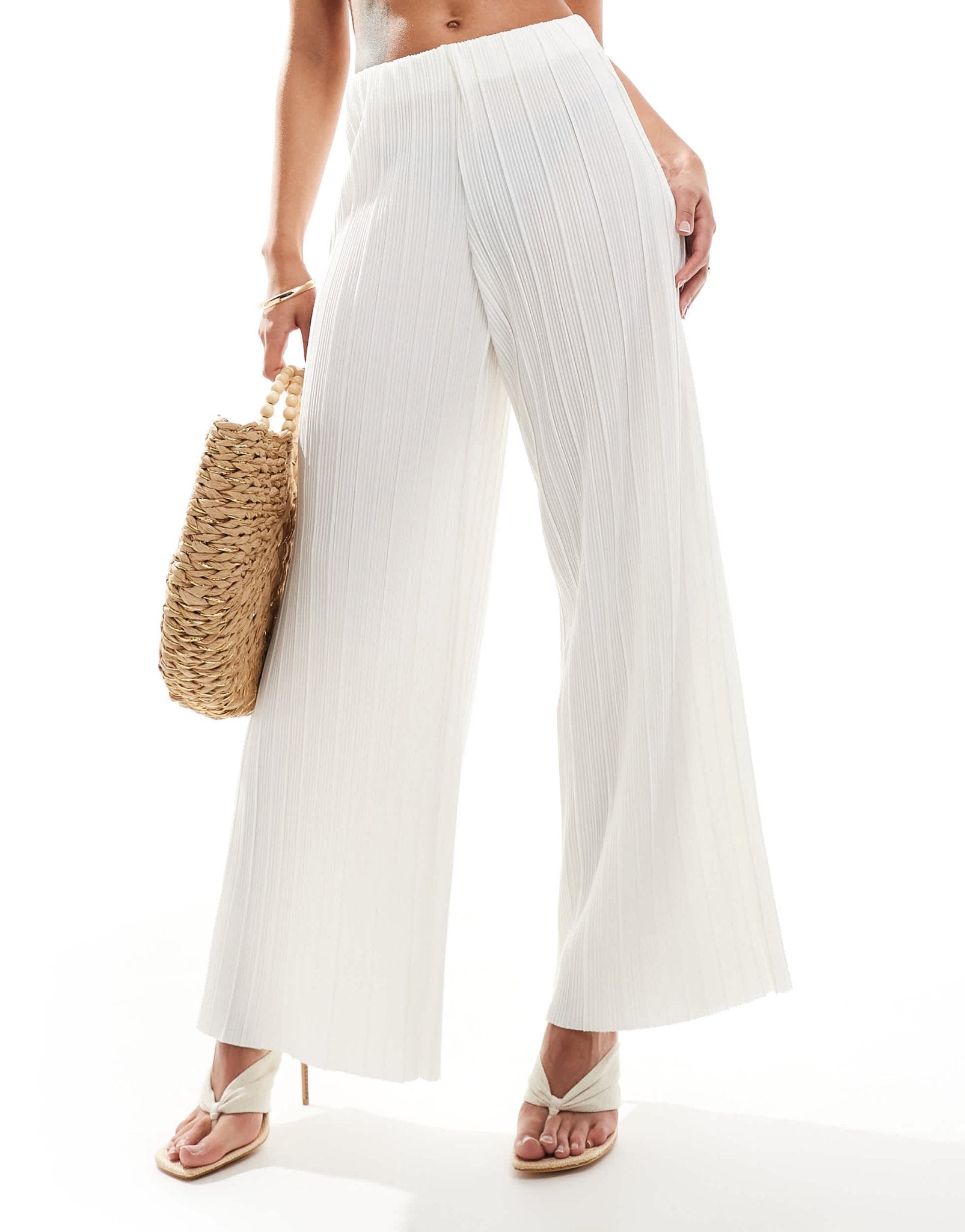ONLY loose fit plisse trouser in off white - ASOS Sample Sale EU Store