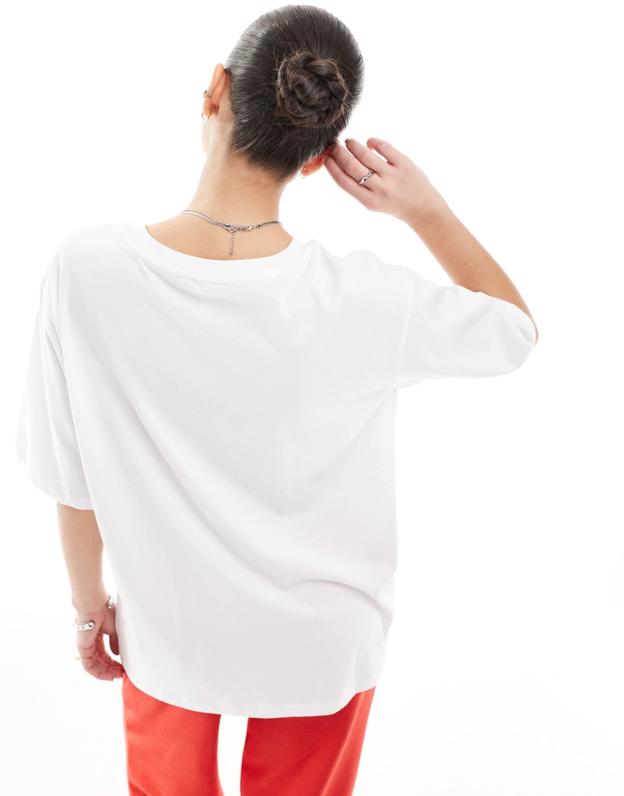 ONLY oversized t-shirt with heart graphic in white - ASOS Sample Sale EU Store