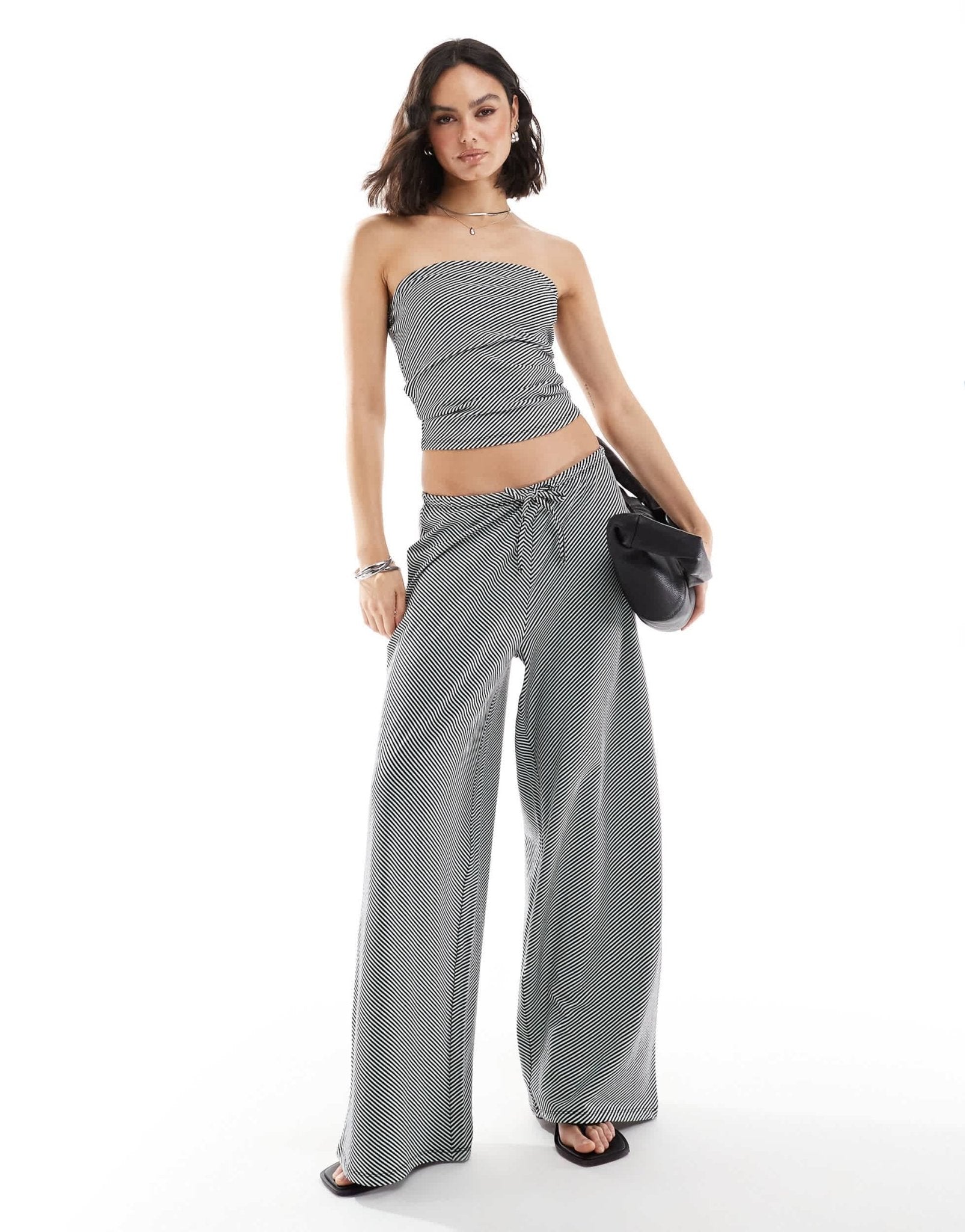 ONLY stripe bandeau top co - ord in black and white - ASOS Sample Sale EU Store
