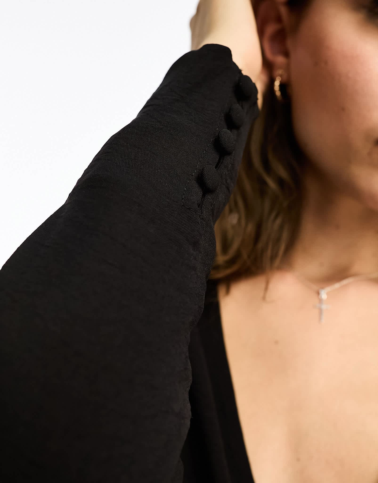 ONLY twist front cropped blouse in black - ASOS Sample Sale EU Store