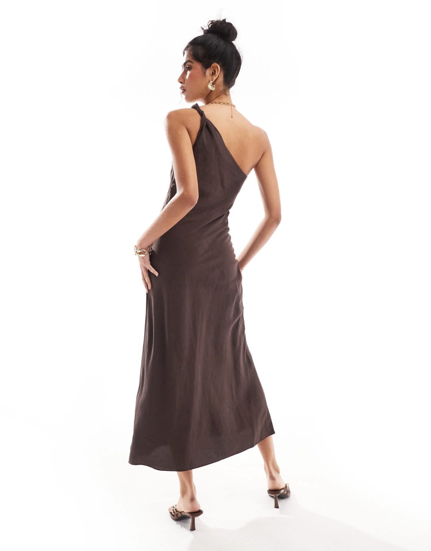 & Other Stories one shoulder linen midi dress with twisted strap detail in dark brown - ASOS Sample Sale EU Store