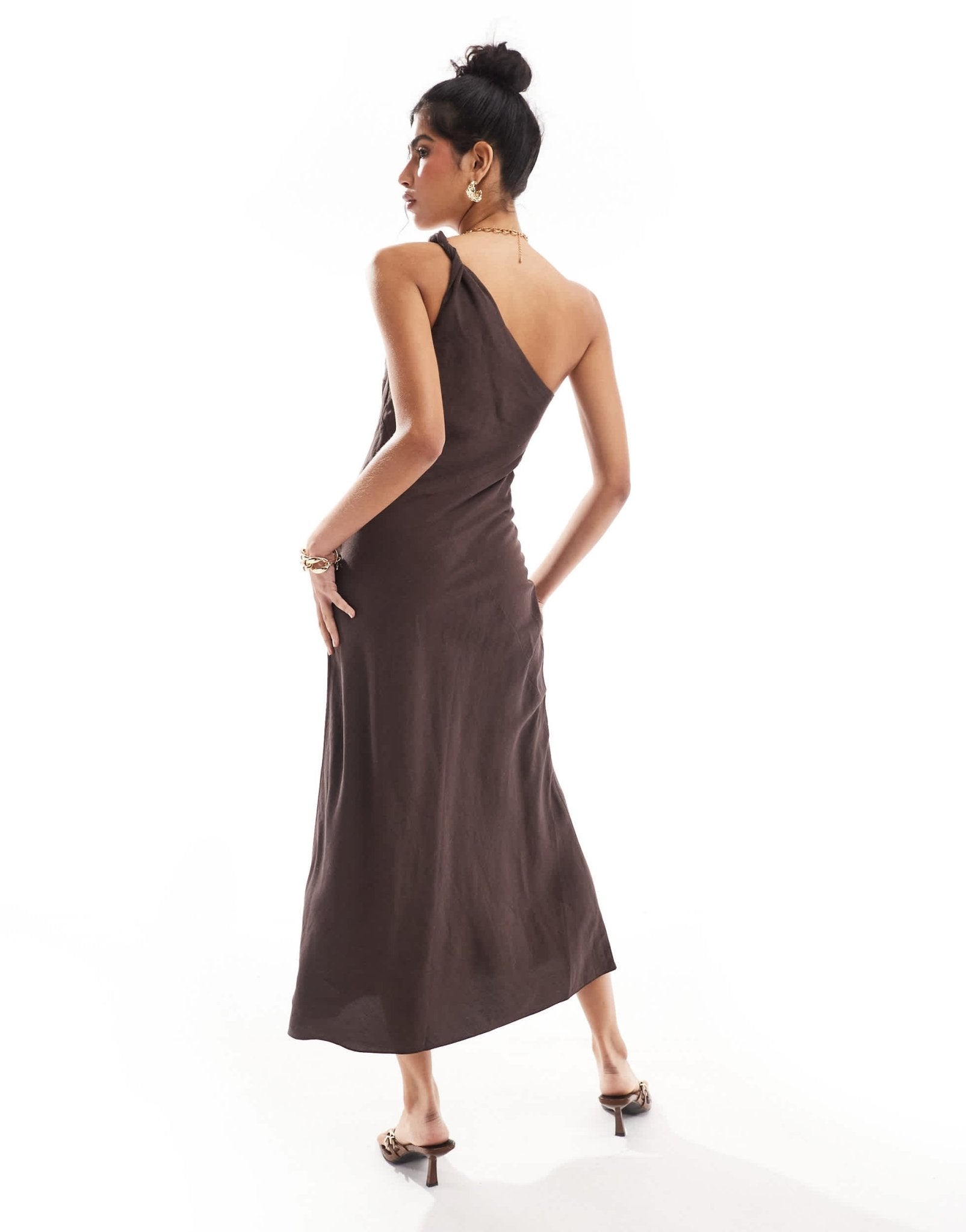& Other Stories one shoulder linen midi dress with twisted strap detail in dark brown - ASOS Sample Sale EU Store