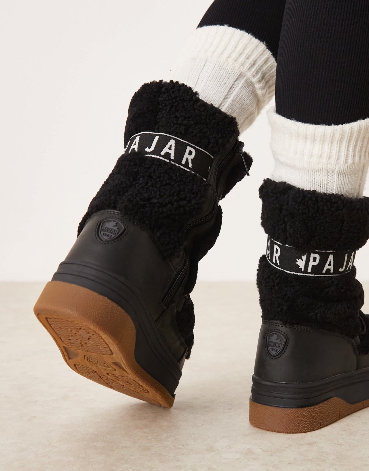 Pajar Janie hi snow boot in black - ASOS Sample Sale EU Store