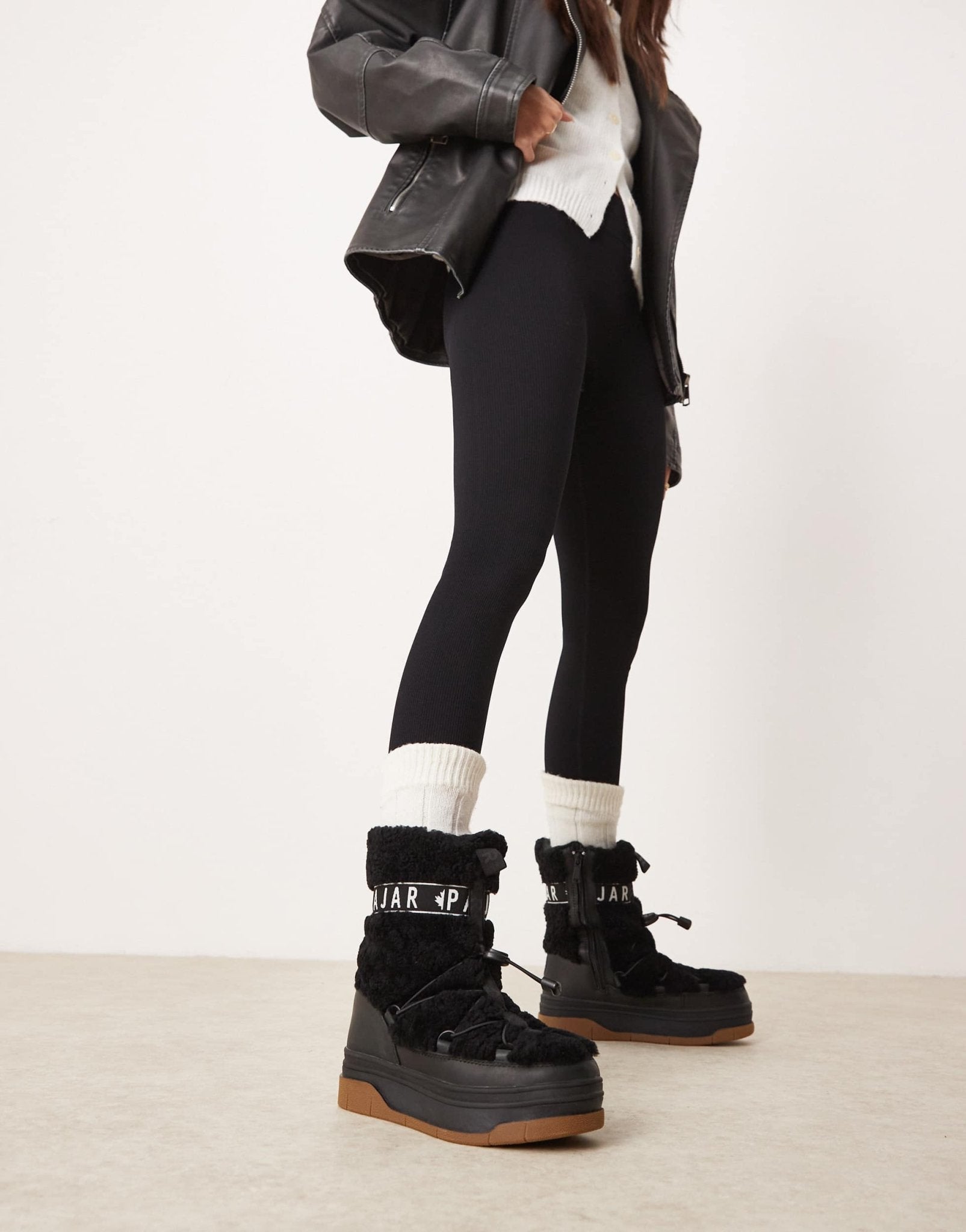 Pajar Janie hi snow boot in black - ASOS Sample Sale EU Store