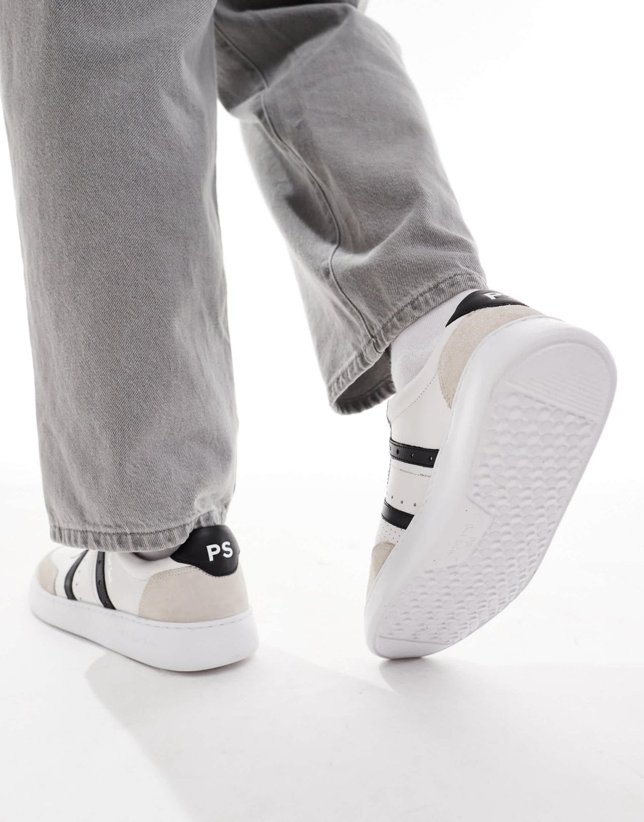 Paul Smith leather logo trainers with side stripe in white - ASOS Sample Sale EU Store