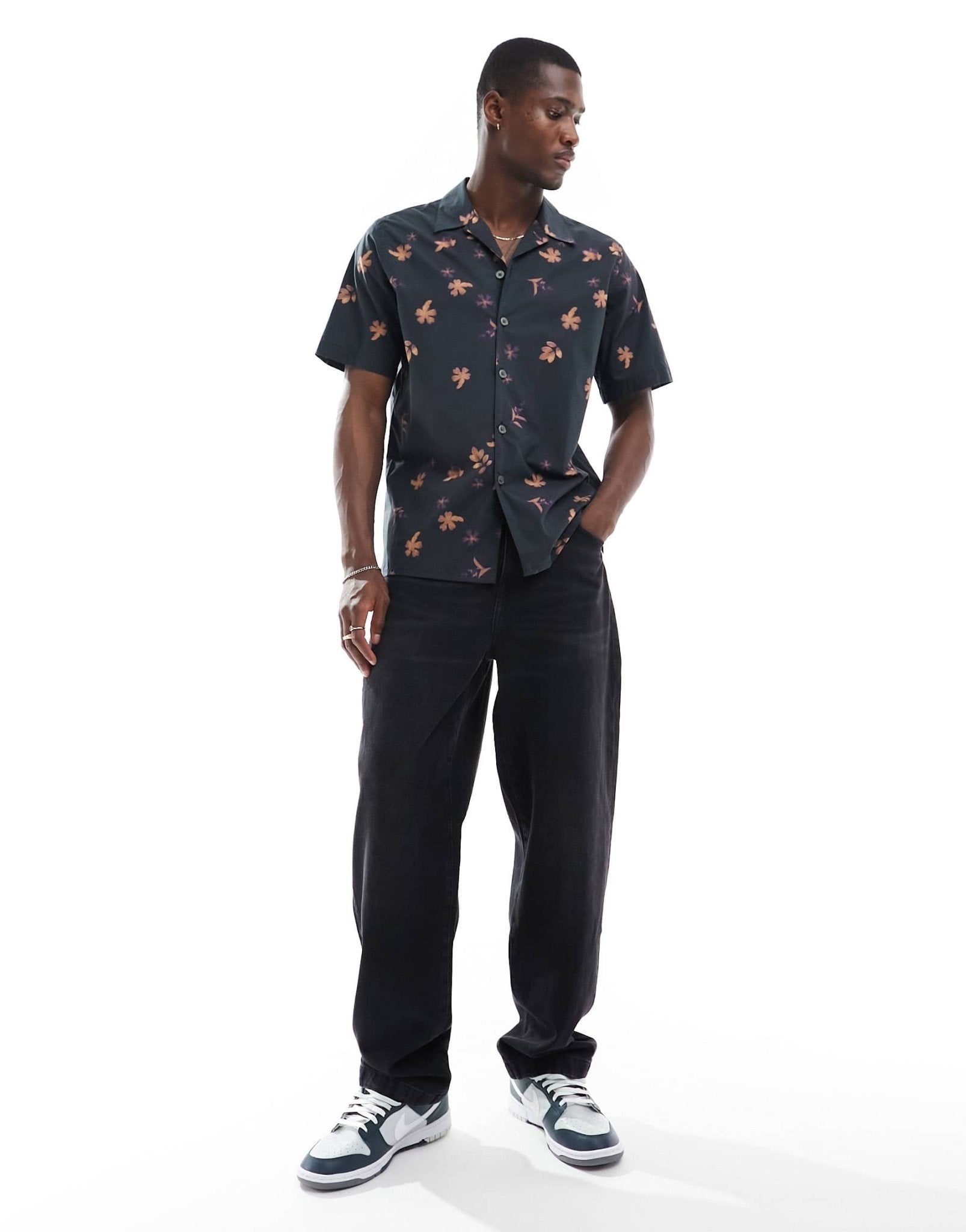 Paul Smith revere collar shirt in black floral print - ASOS Sample Sale EU Store