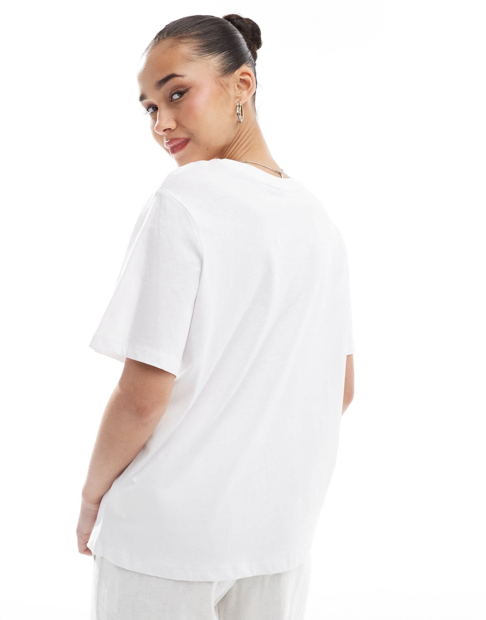 Pieces cote d'azur graphic tee in white - ASOS Sample Sale EU Store