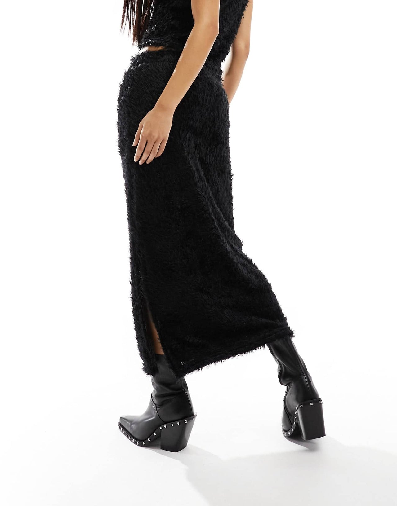 Pieces fluffy knit midi skirt co - ord in black - ASOS Sample Sale EU Store
