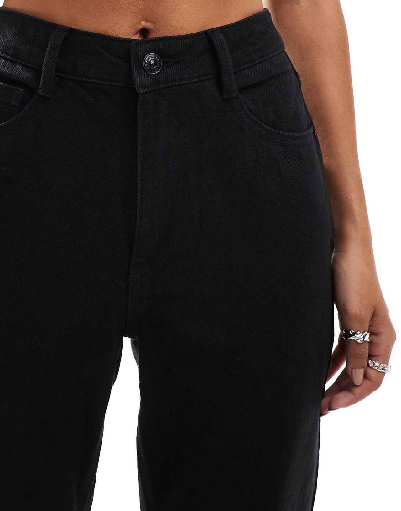 Pimkie high waisted mom jeans in black - ASOS Sample Sale EU Store