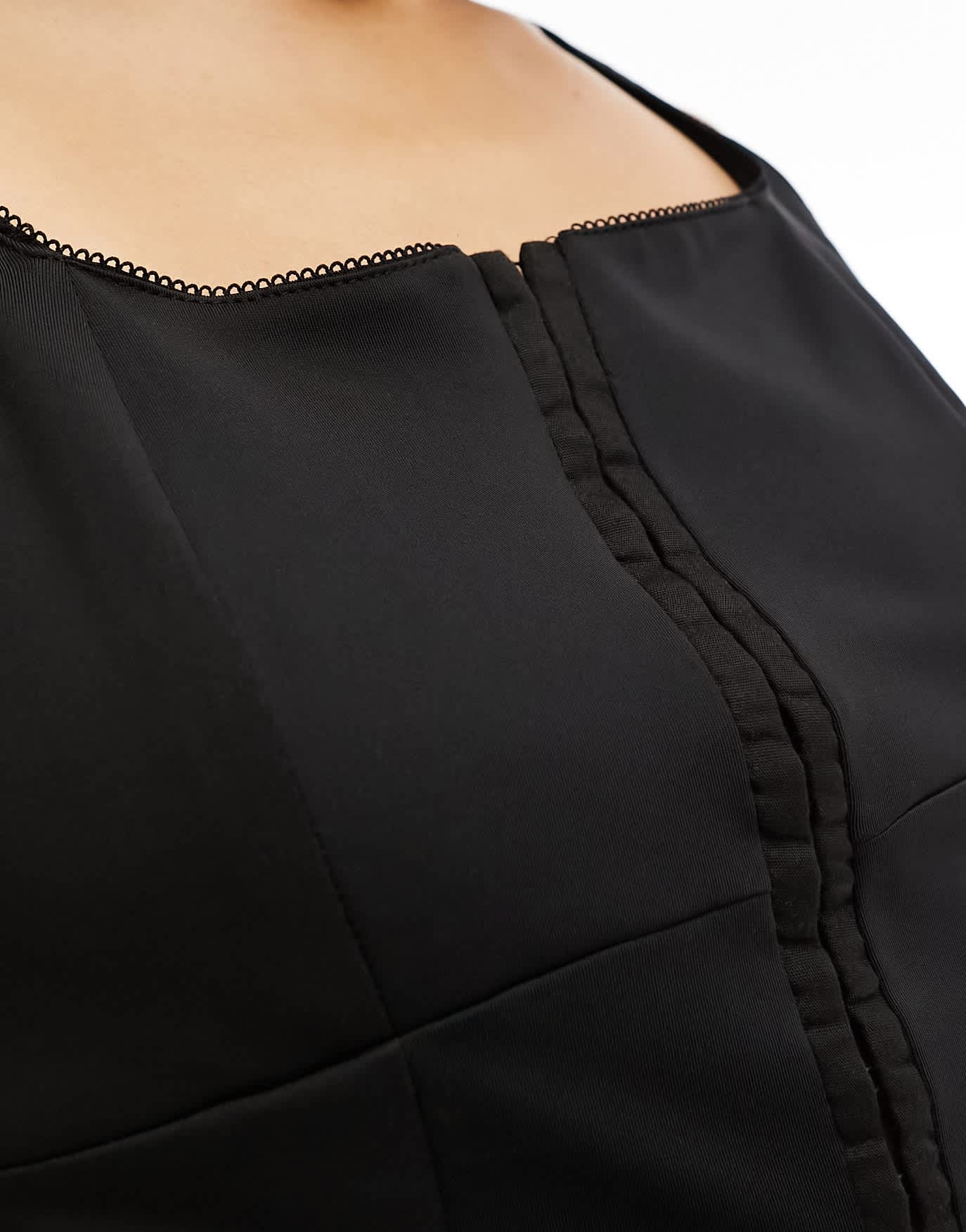 Pimkie hook and eye crop top in black - ASOS Sample Sale EU Store