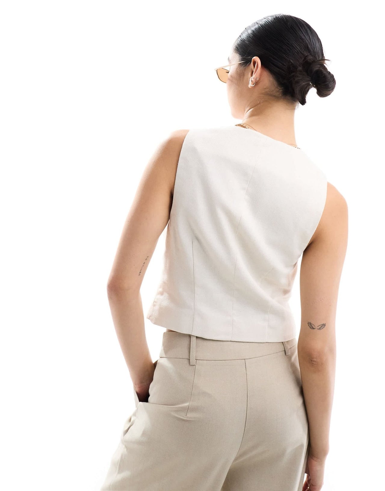 Pimkie linen look waistcoat in beige - ASOS Sample Sale EU Store