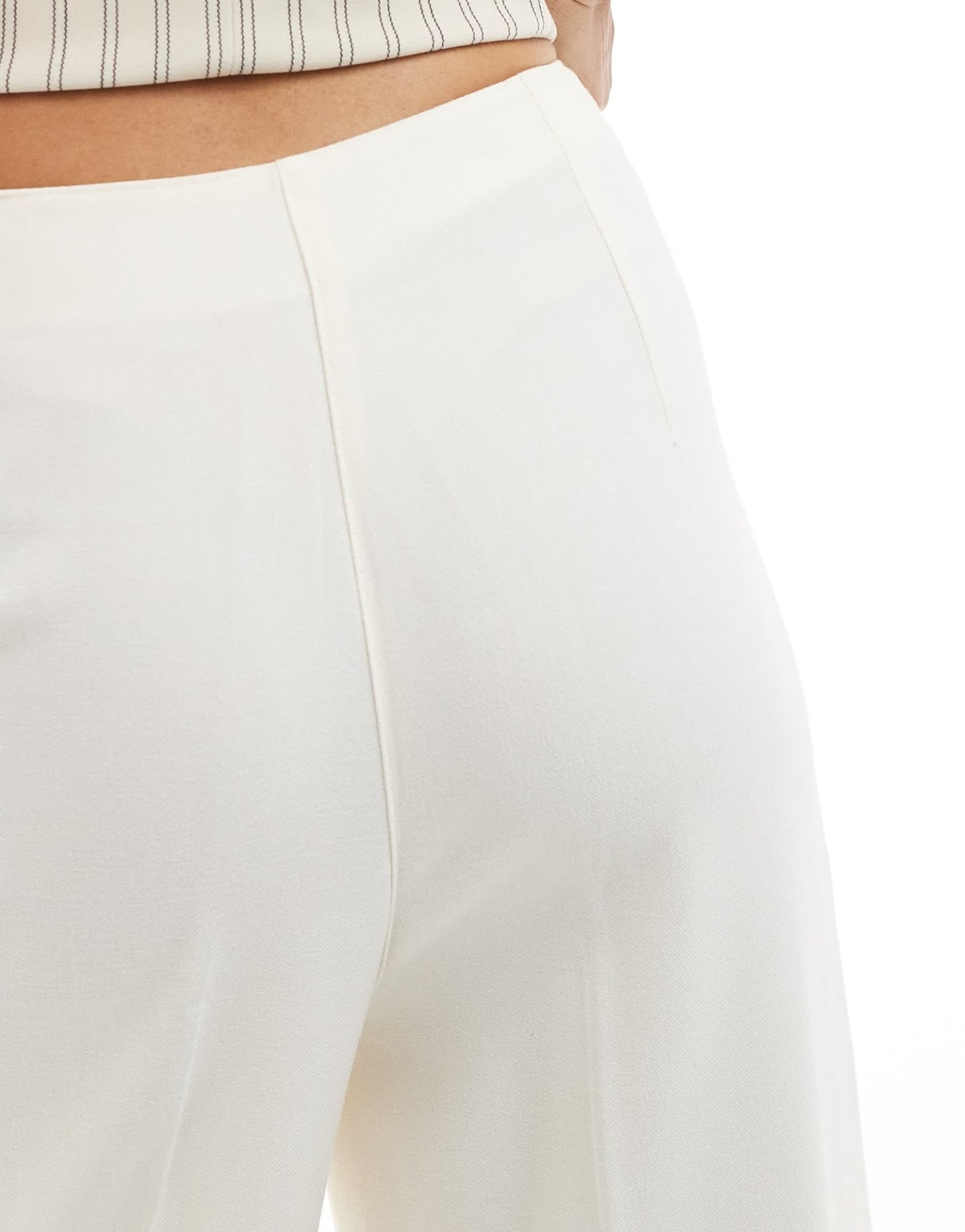 Pimkie tailored straight leg trouser in ecru - ASOS Sample Sale EU Store
