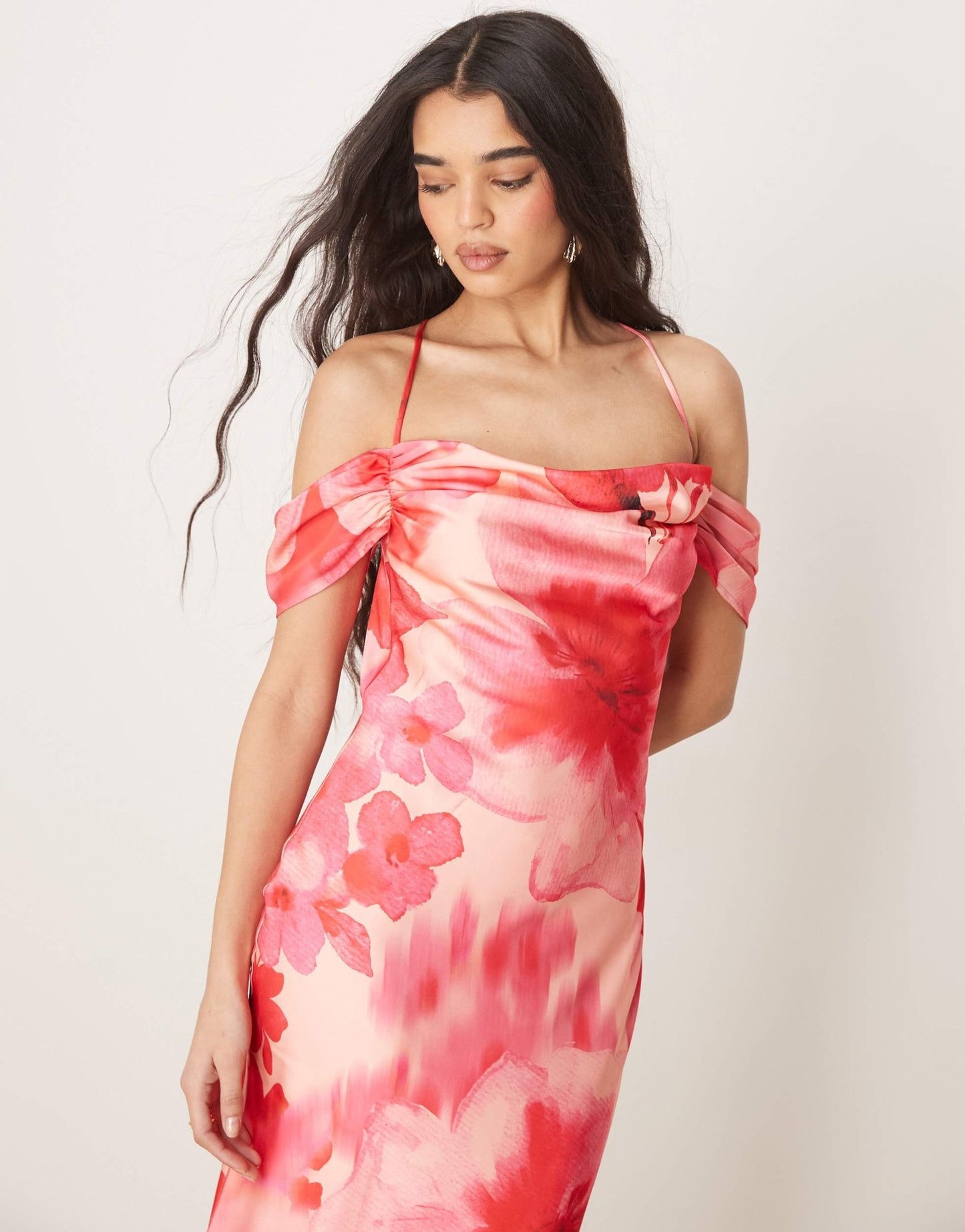 Pretty Lavish asymmetric cold shoulder slip maxi dress in pink and red floral - ASOS Sample Sale EU Store