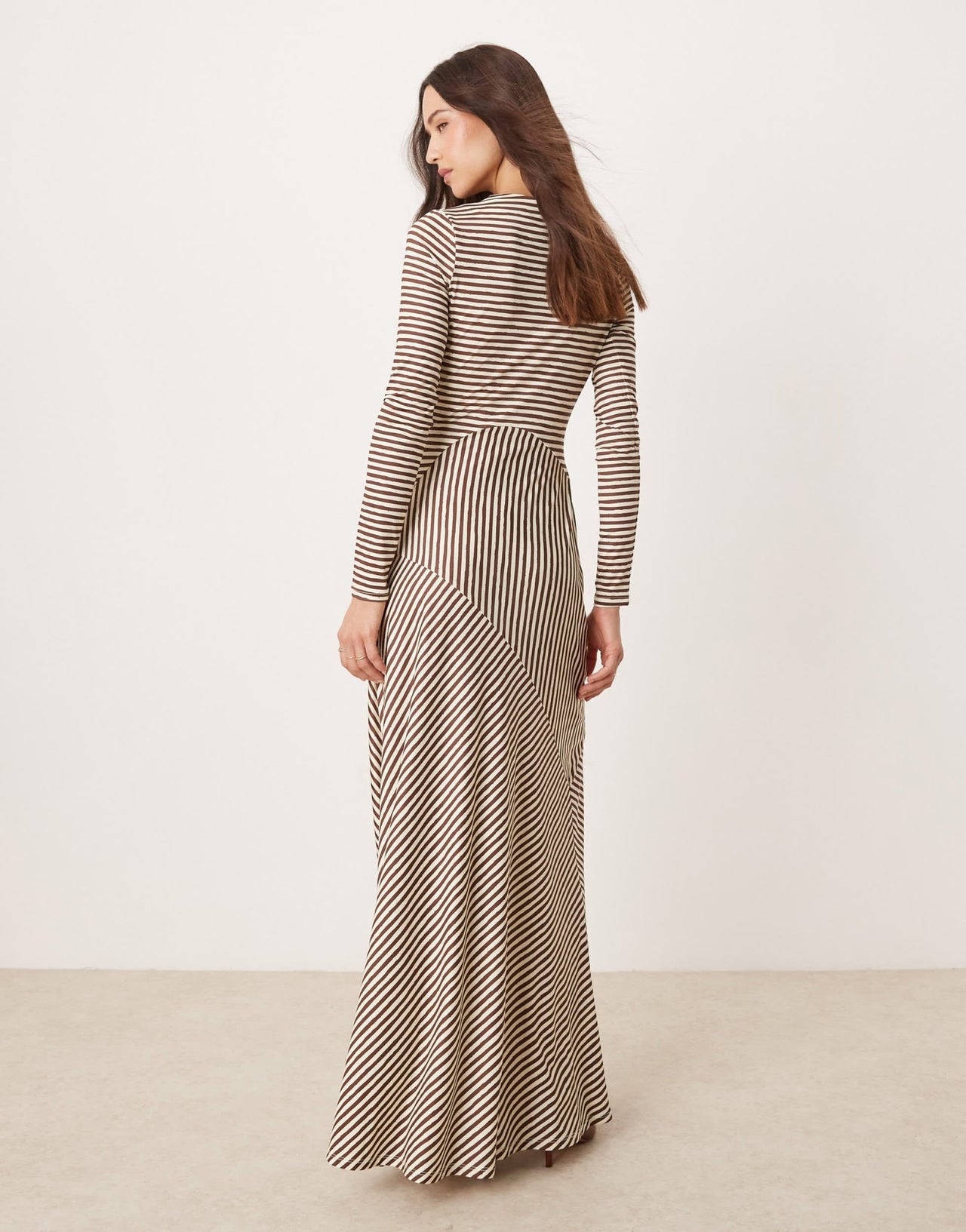 Pretty Lavish asymmetric stripe maxi dress in brown - ASOS Sample Sale EU Store