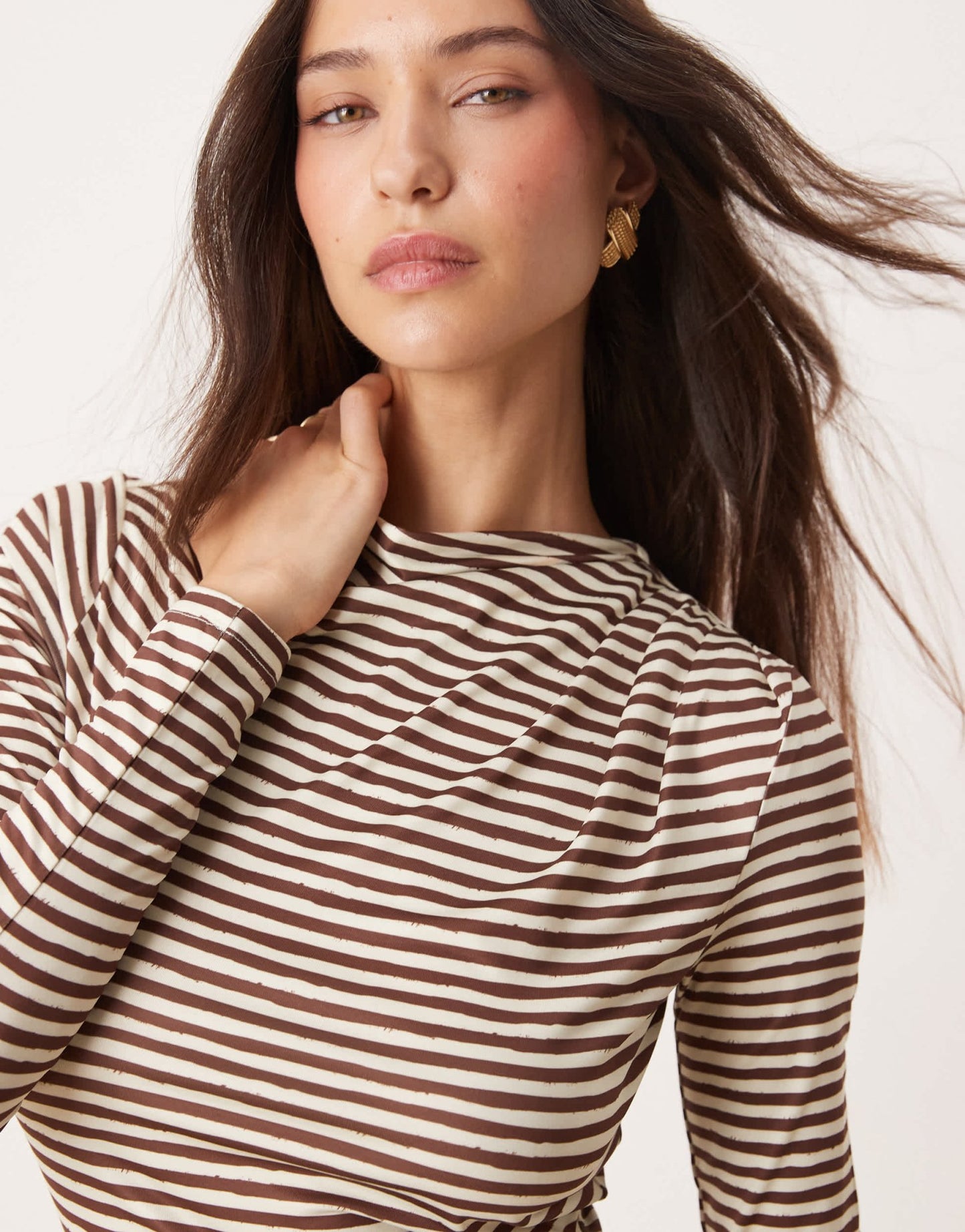Pretty Lavish asymmetric stripe maxi dress in brown - ASOS Sample Sale EU Store