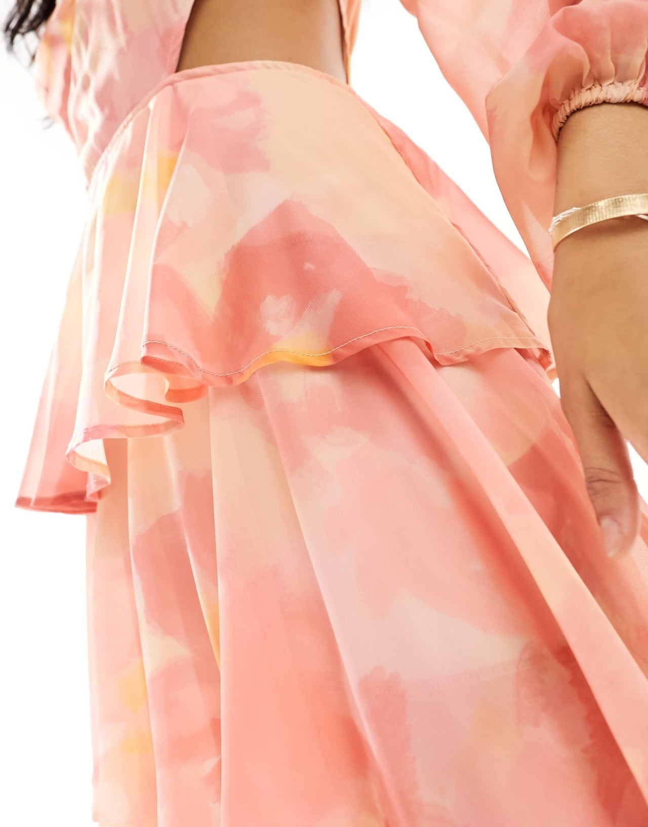 Pretty Lavish balloon sleeve tiered midaxi dress in pink floral - ASOS Sample Sale EU Store