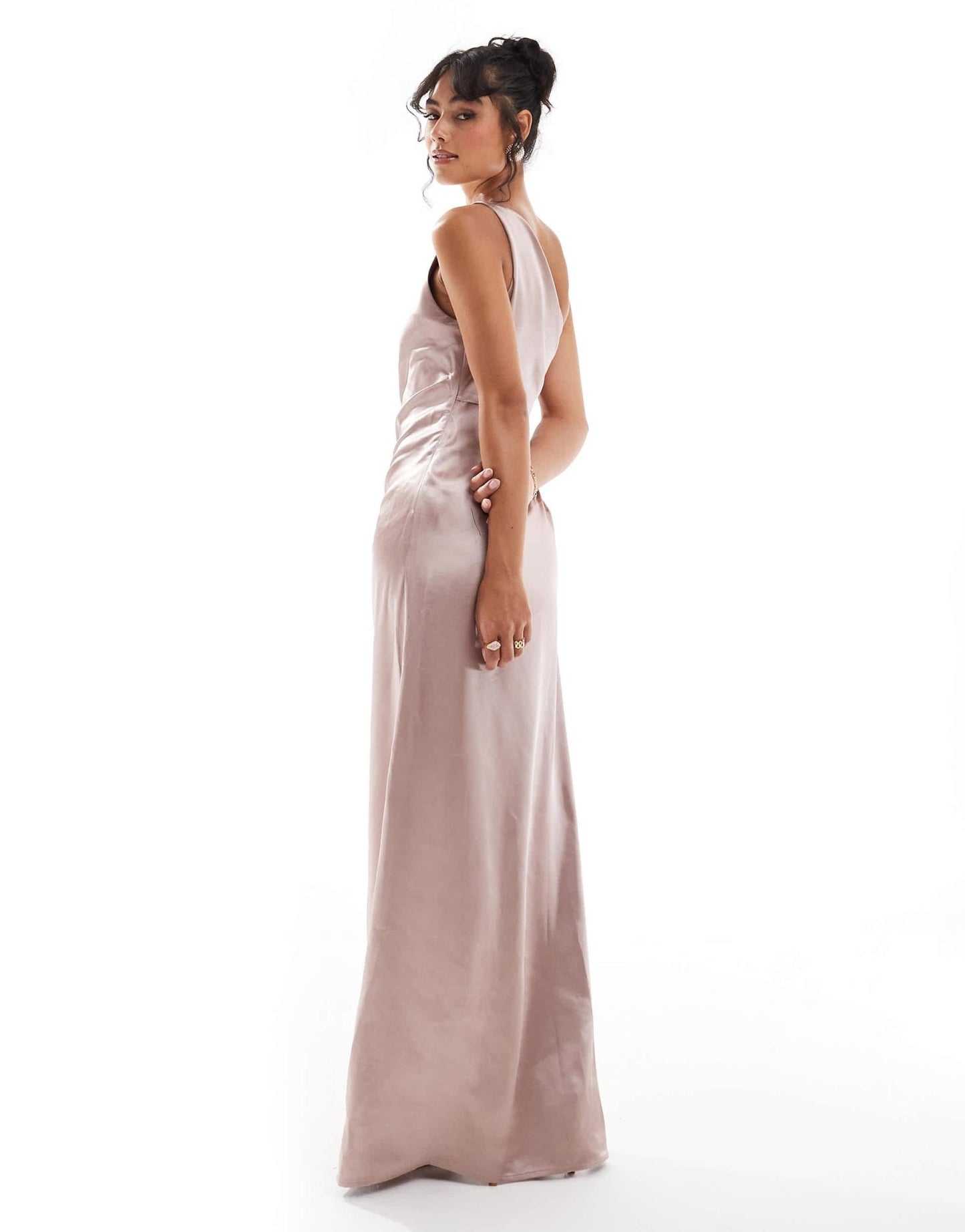 Pretty Lavish Bridesmaid Amelia one shoulder ruched satin maxi dress in amethyst - ASOS Sample Sale EU Store