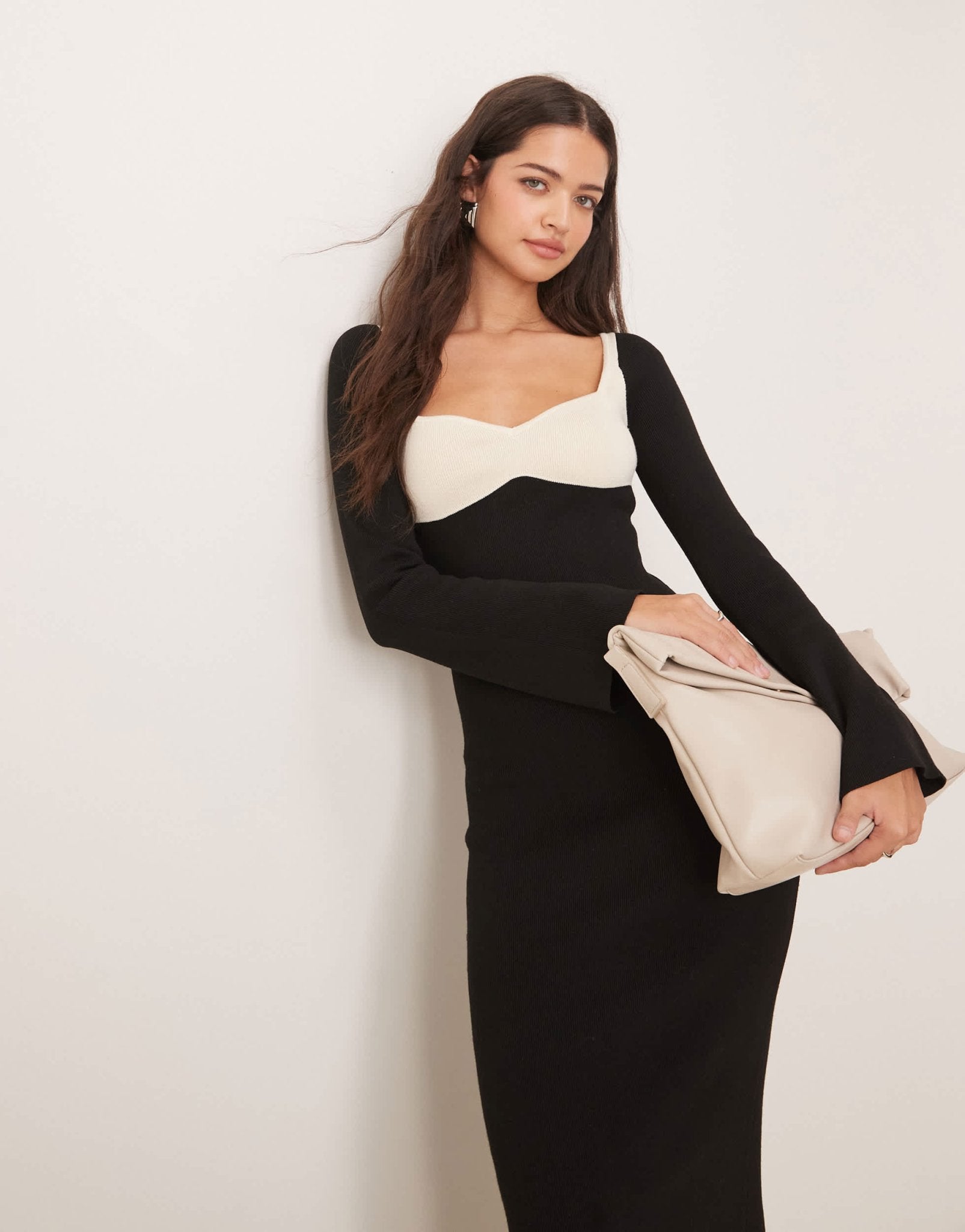 Pretty Lavish contrast knit maxi dress in black - ASOS Sample Sale EU Store