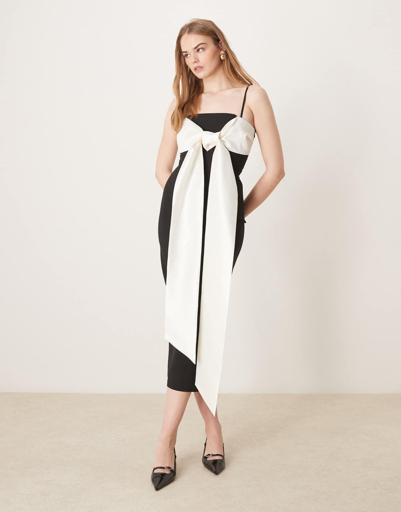 Pretty Lavish extreme contrast bow midaxi dress in black and cream - ASOS Sample Sale EU Store
