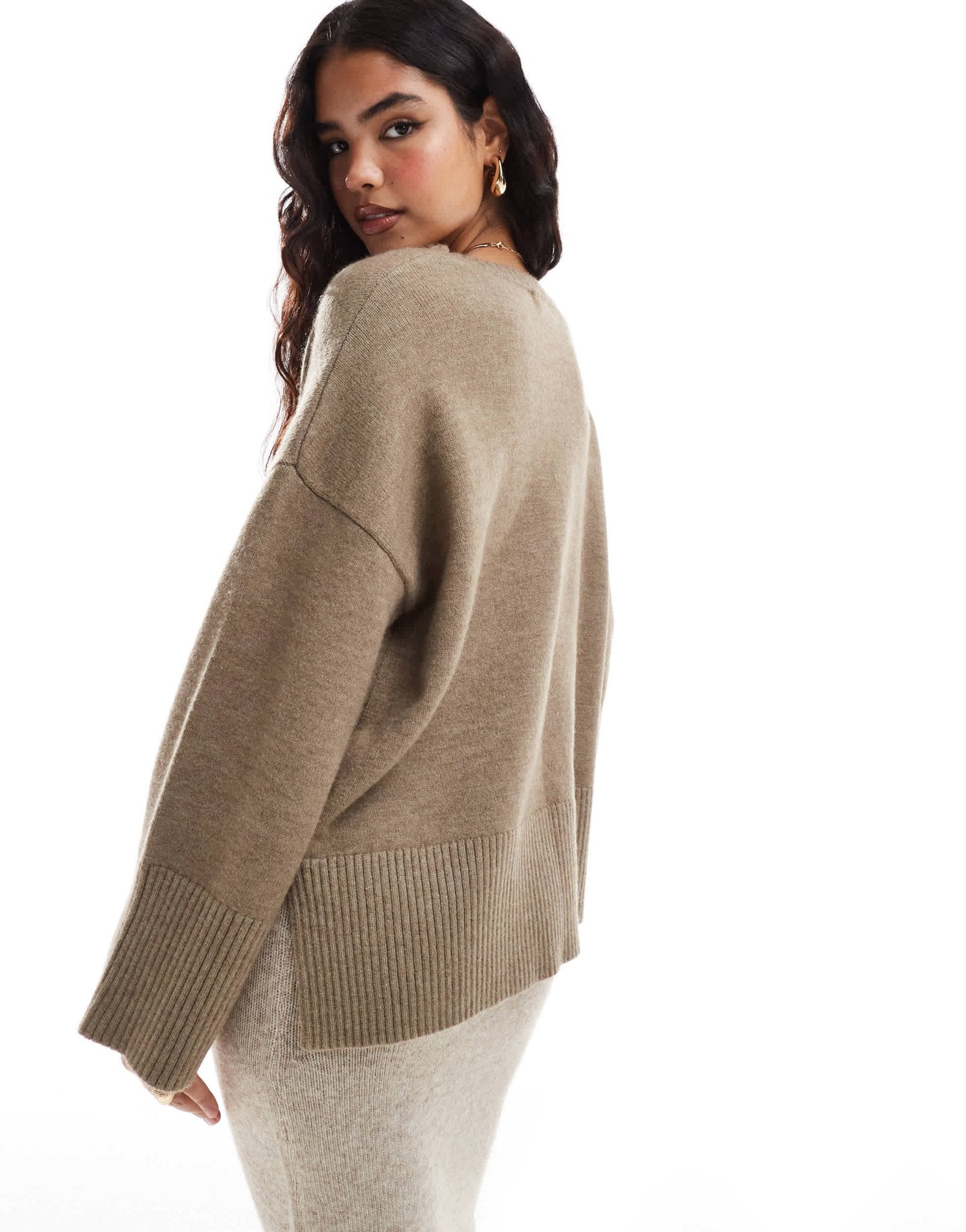 Pretty Lavish oversized knit jumper in mushroom - ASOS Sample Sale EU Store