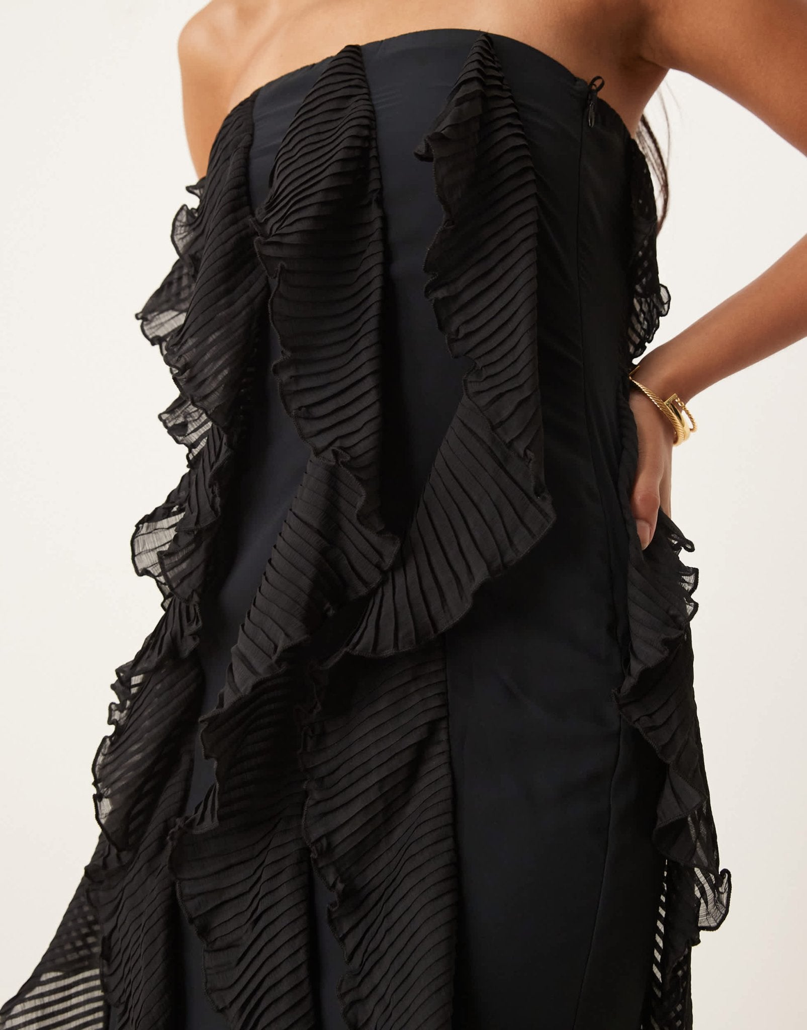 Pretty Lavish strapless ruffle maxi dress in black - ASOS Sample Sale EU Store