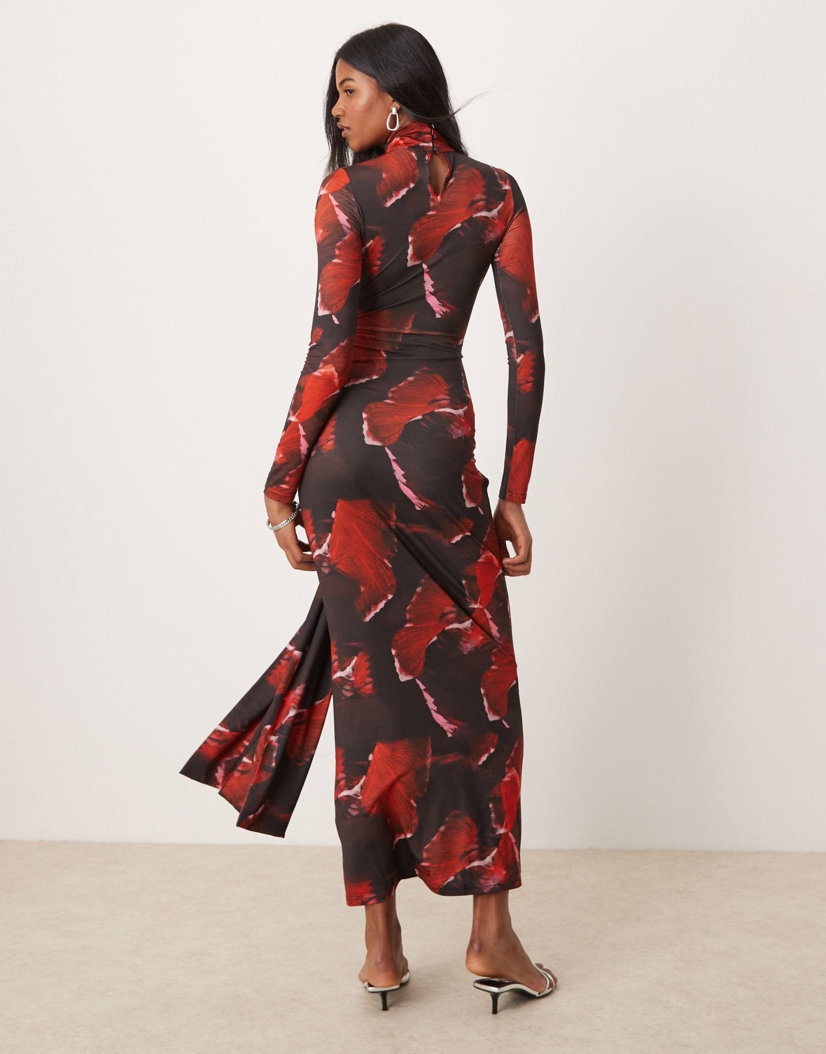 Pretty Lavish tie waist roll neck maxi dress in red abstract print - ASOS Sample Sale EU Store