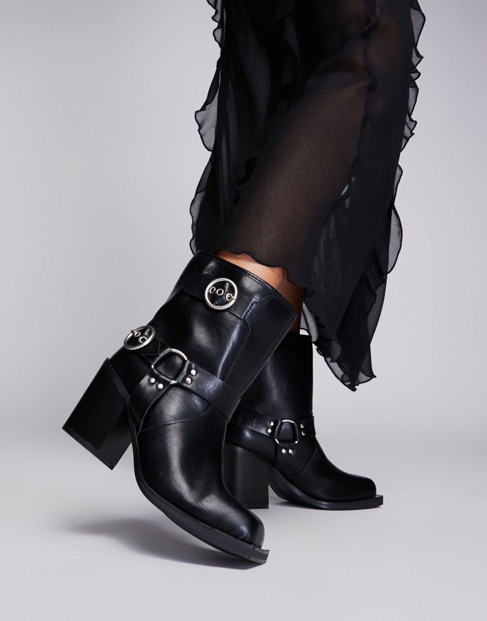 Public Desire Wide Fit Freak heeled ankle biker boot in black - ASOS Sample Sale EU Store