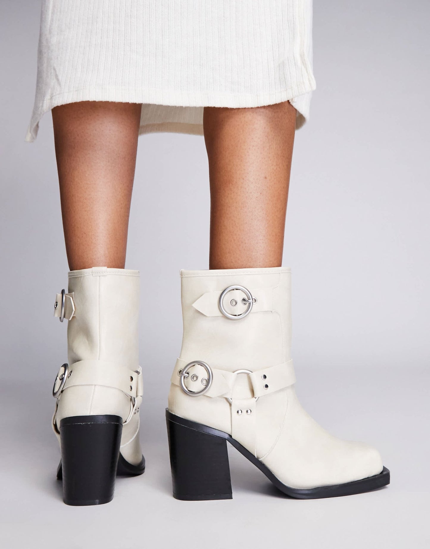 Public Desire Wide Fit Freak heeled ankle biker boot in cream - ASOS Sample Sale EU Store