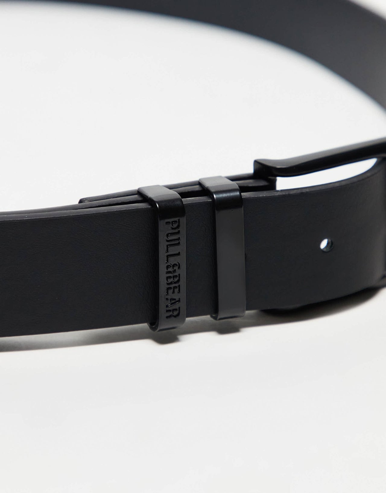 Pull&Bear faux leather belt in black - ASOS Sample Sale EU Store