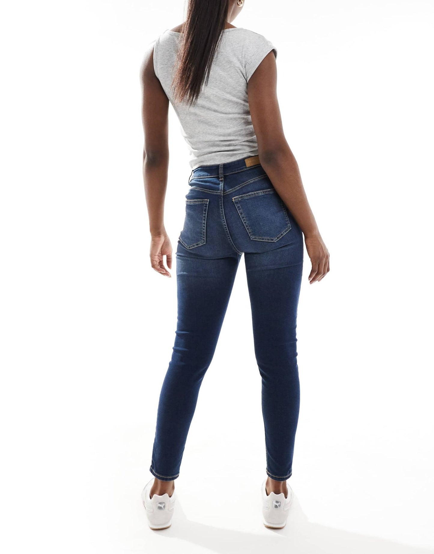 Pull&Bear high rise skinny jean in dark blue - ASOS Sample Sale EU Store