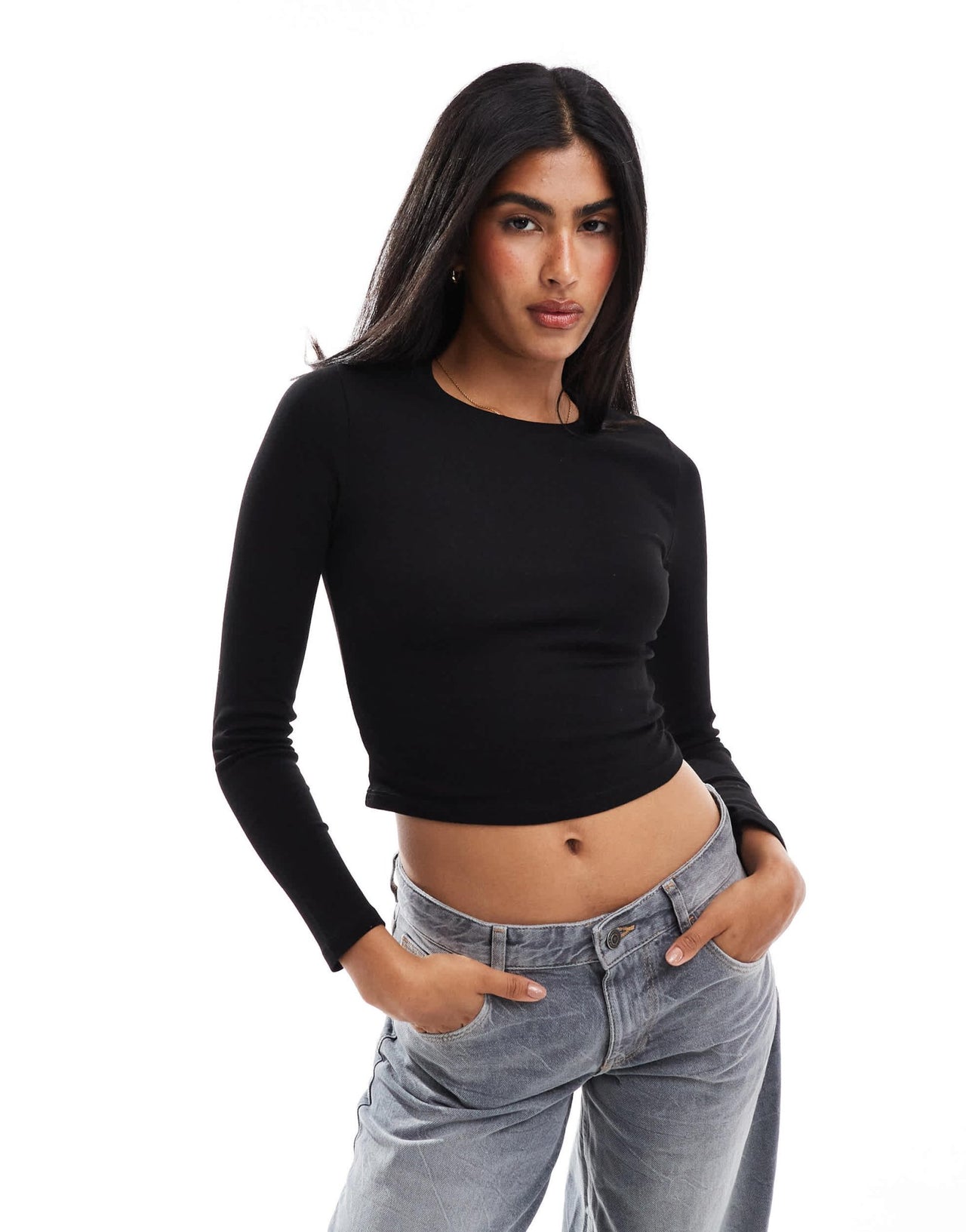 Pull&Bear long sleeve t-shirt in black - ASOS Sample Sale EU Store