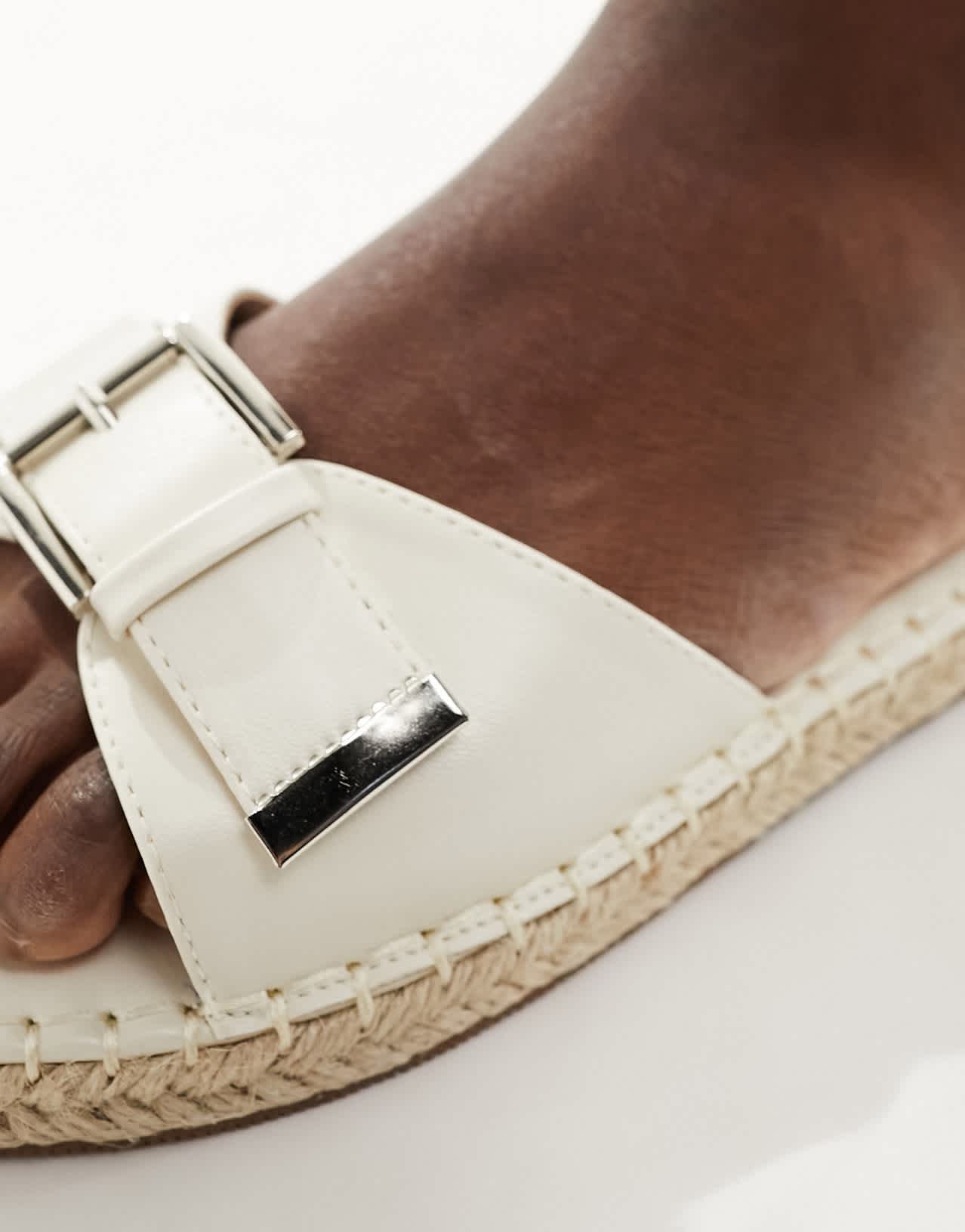 RAID Ruheen flat espadrille sandals in off white - ASOS Sample Sale EU Store