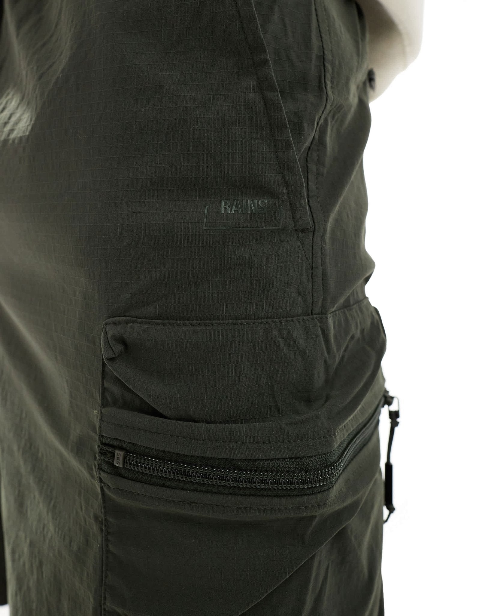 Rains Tomar stretch ripstop utility shorts in dark green - ASOS Sample Sale EU Store