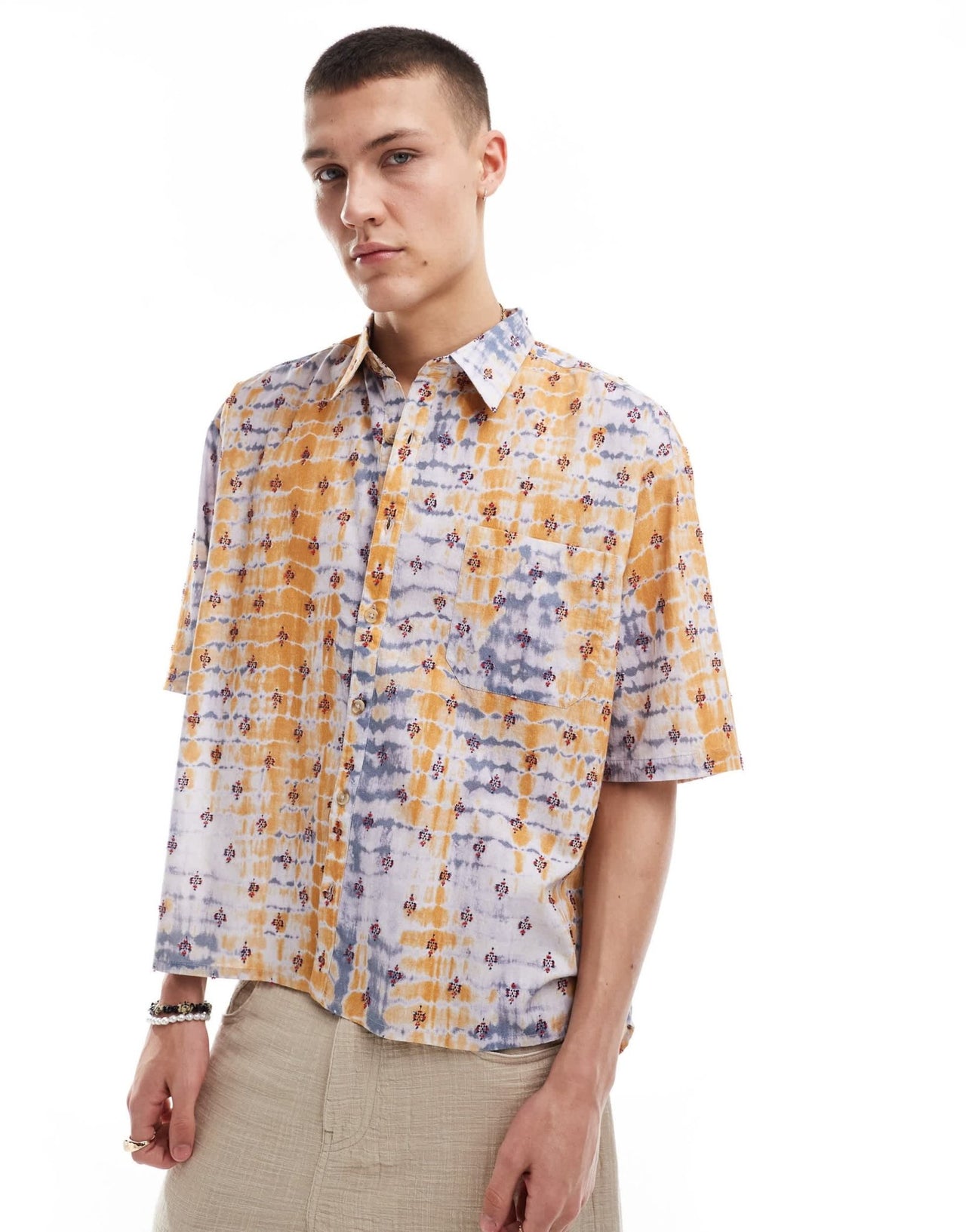 Reclaimed Vintage cropped boxy shirt in faded floral print - ASOS Sample Sale EU Store