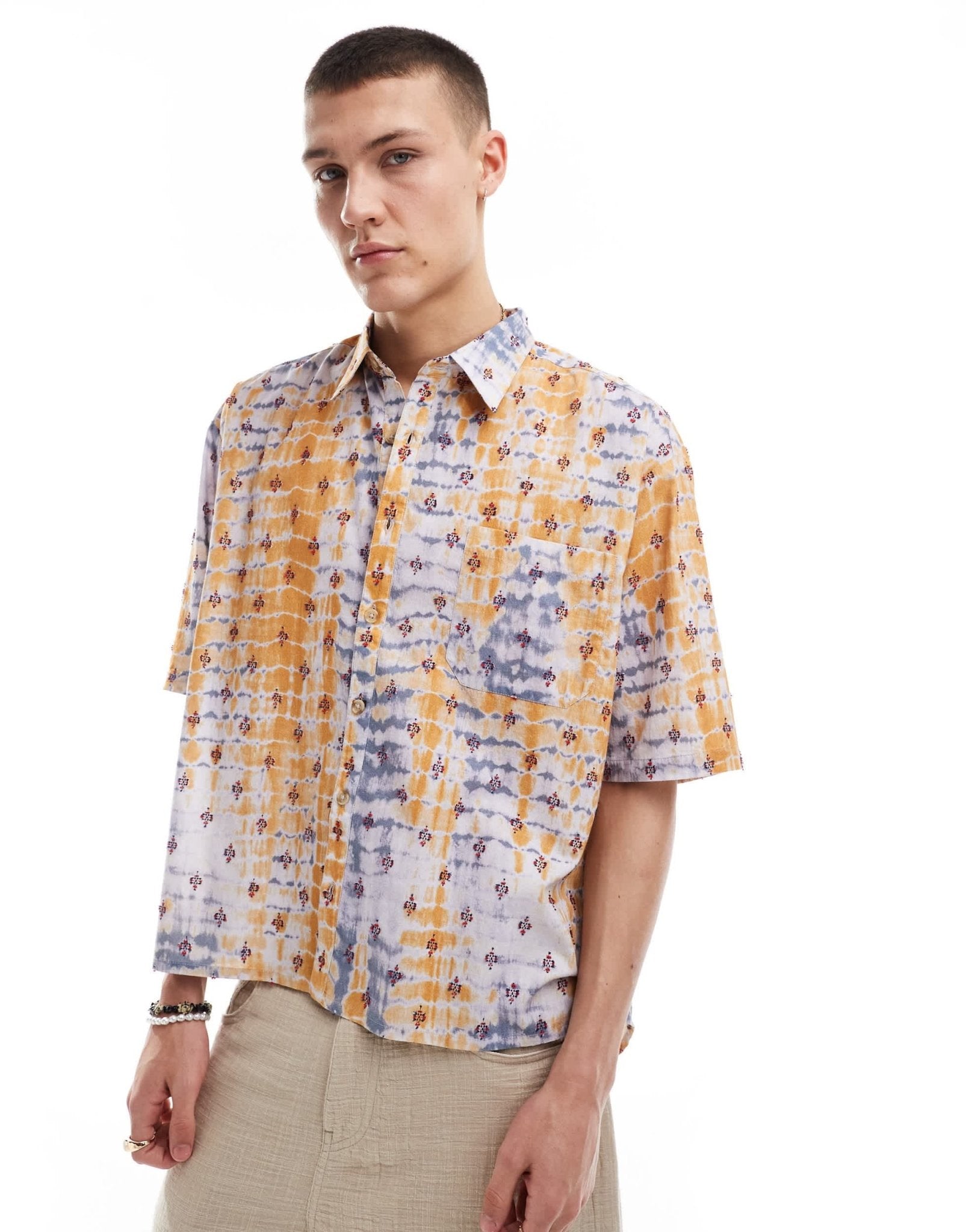 Reclaimed Vintage cropped boxy shirt in faded floral print - ASOS Sample Sale EU Store