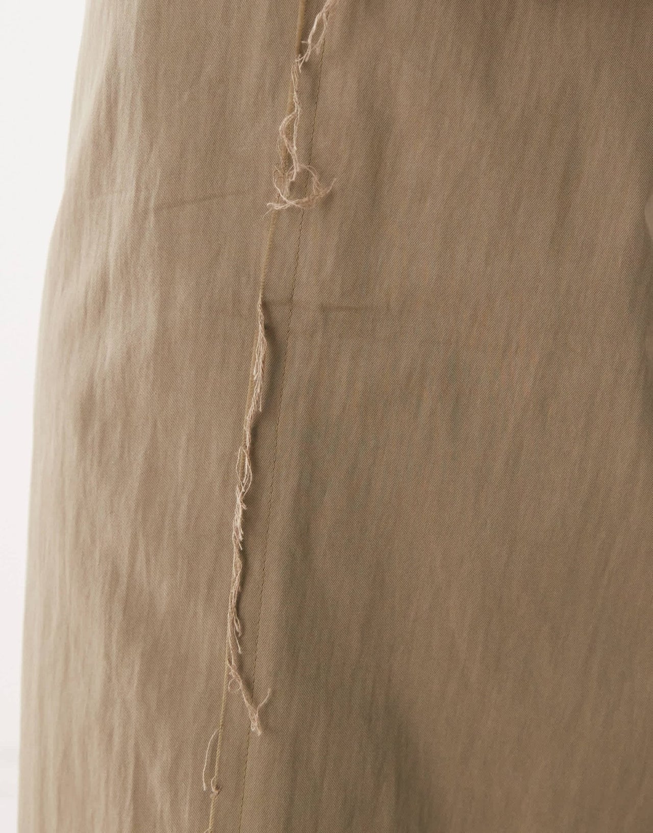 Reclaimed Vintage frayed trouser in beige - ASOS Sample Sale EU Store