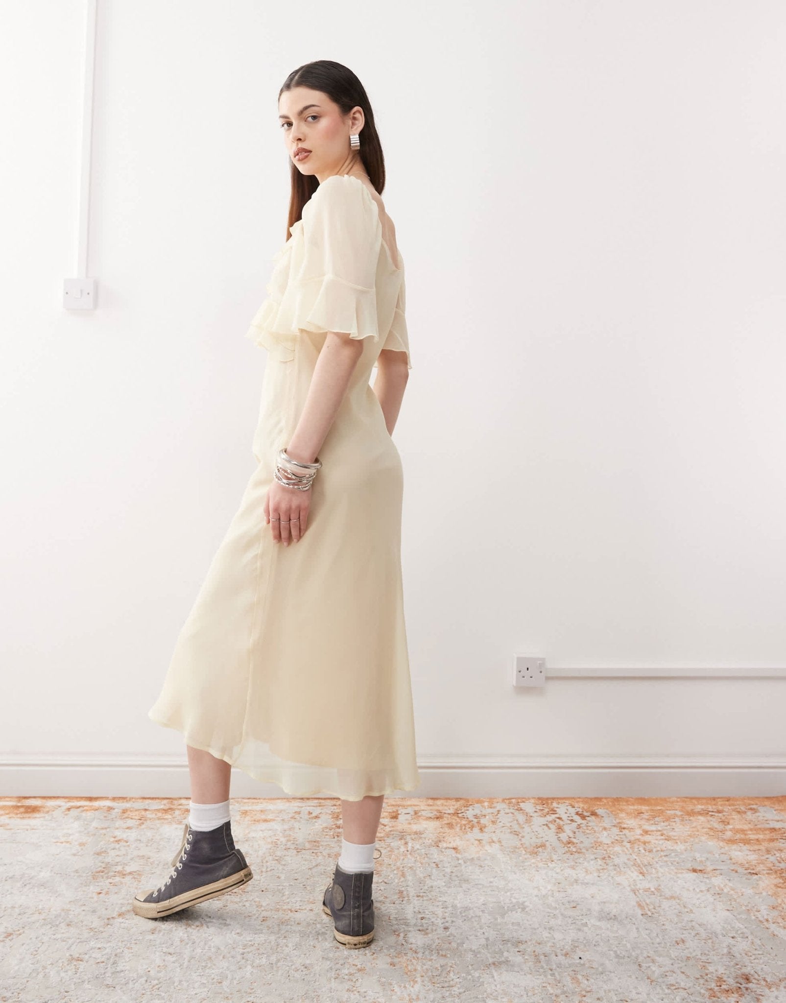 Reclaimed Vintage ruffle maxi dress in buttermilk yellow chiffon - ASOS Sample Sale EU Store