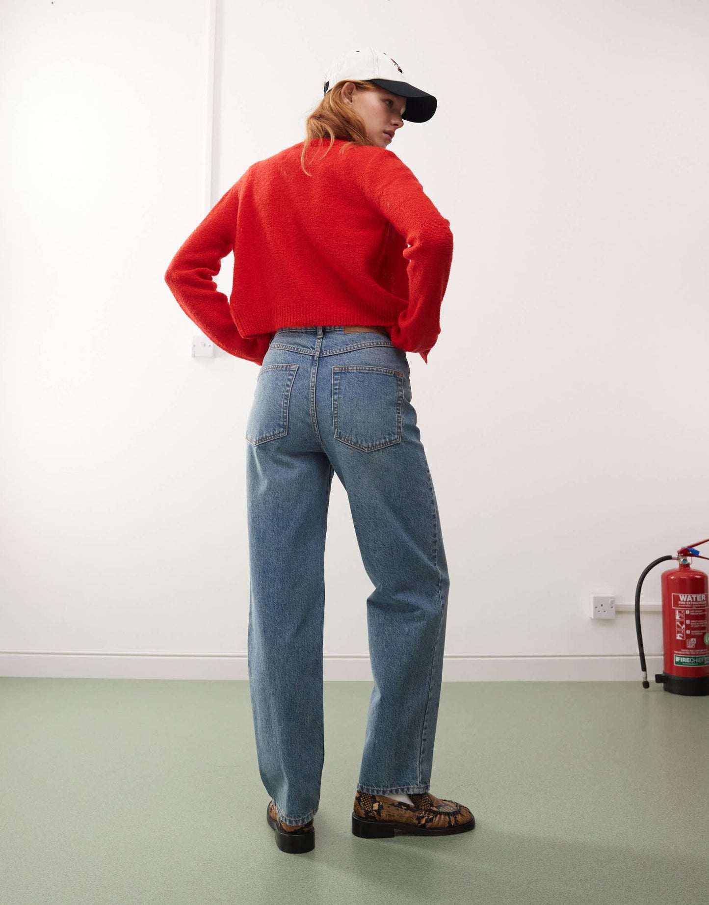 Reclaimed Vintage straight jean in blue wash - ASOS Sample Sale EU Store
