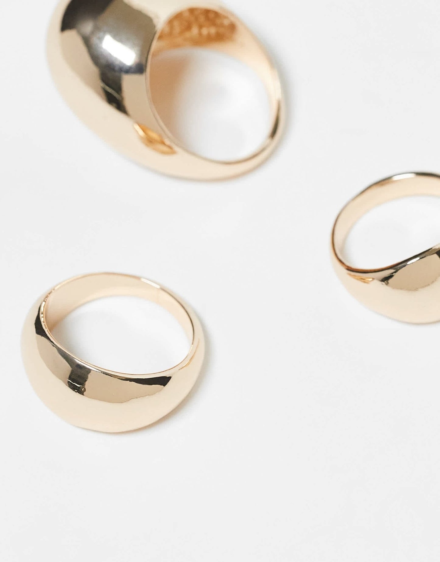 Reclaimed Vintage unisex 3 dome ring pack in gold - ASOS Sample Sale EU Store