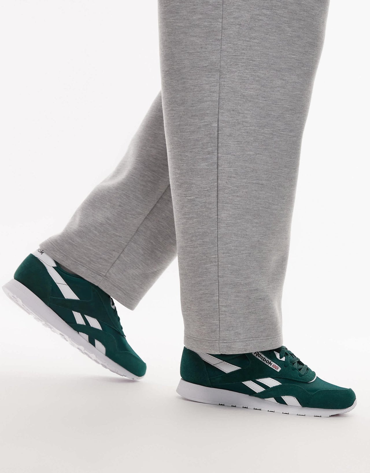 Reebok Classic nylon trainers dark green - ASOS Sample Sale EU Store