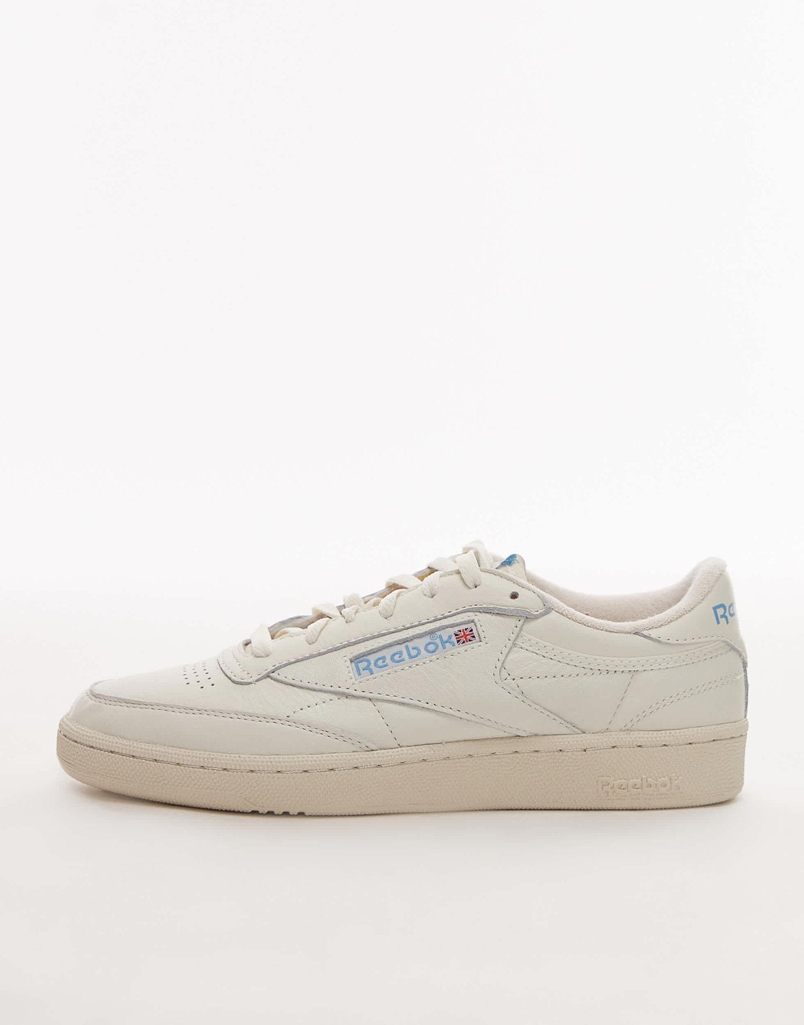 Reebok Club C 85 trainers in off white and blue - ASOS Sample Sale EU Store