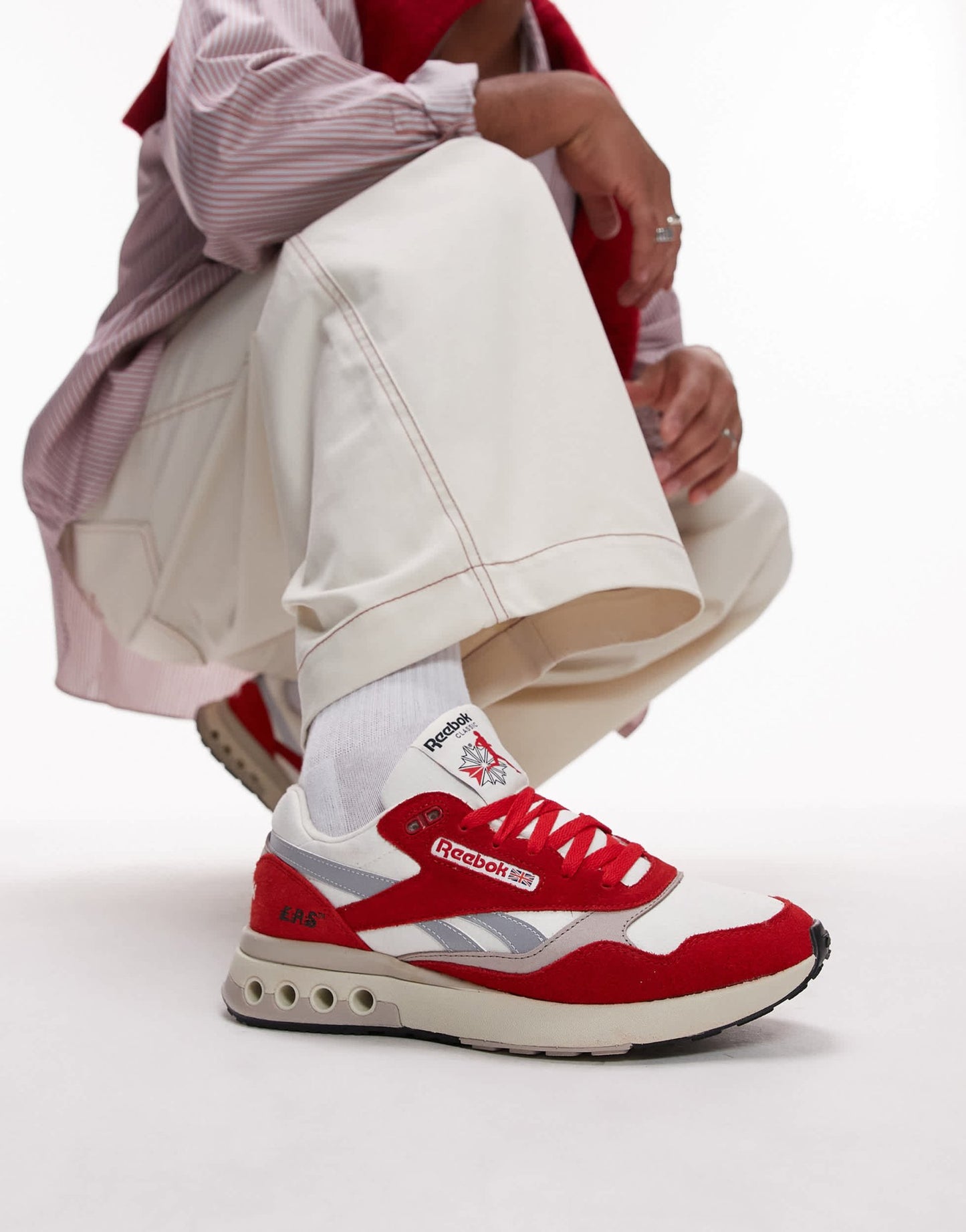 Reebok ERS World trainers in red and white - ASOS Sample Sale EU Store