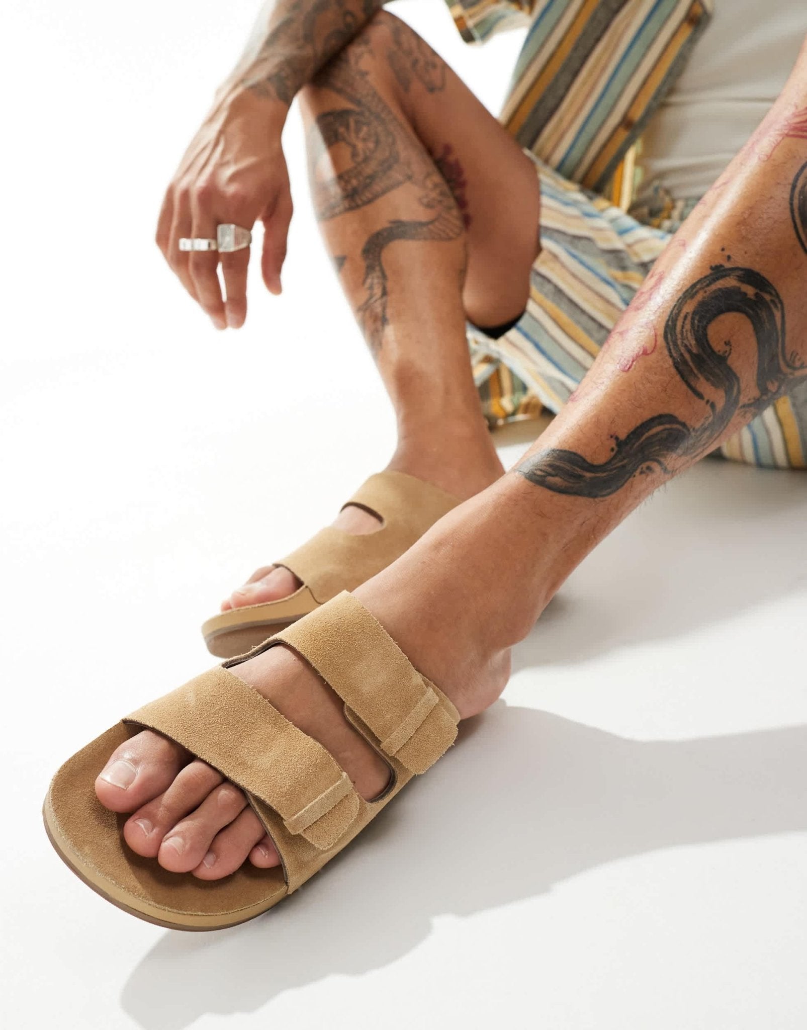 Reef Ojai two bar sandals in tan suede - ASOS Sample Sale EU Store