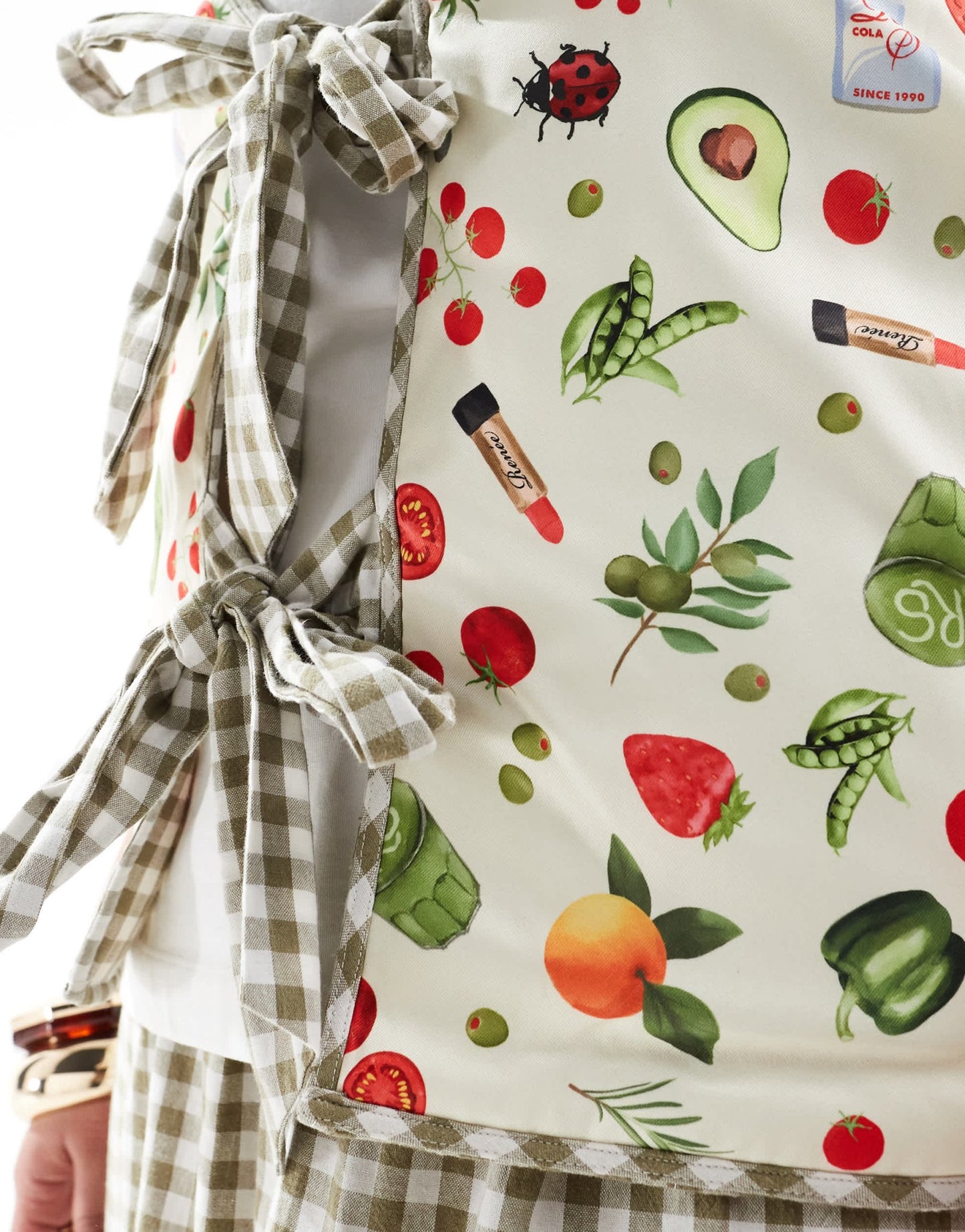 Renee Studio Plus exclusive reversible tie front gilet co - ord in gingham & picnic print - ASOS Sample Sale EU Store