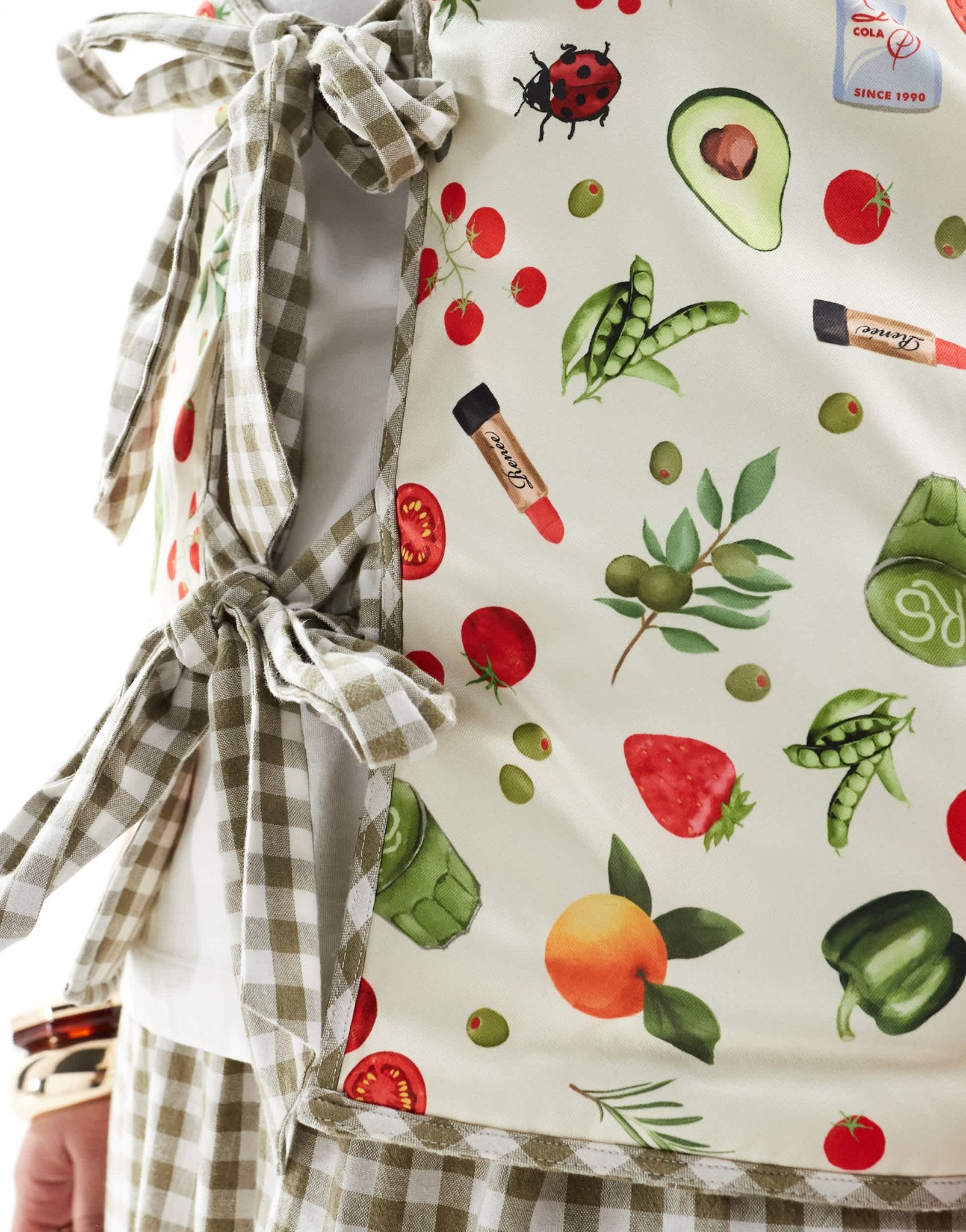 Renee Studio Plus exclusive reversible tie front gilet co - ord in gingham & picnic print - ASOS Sample Sale EU Store