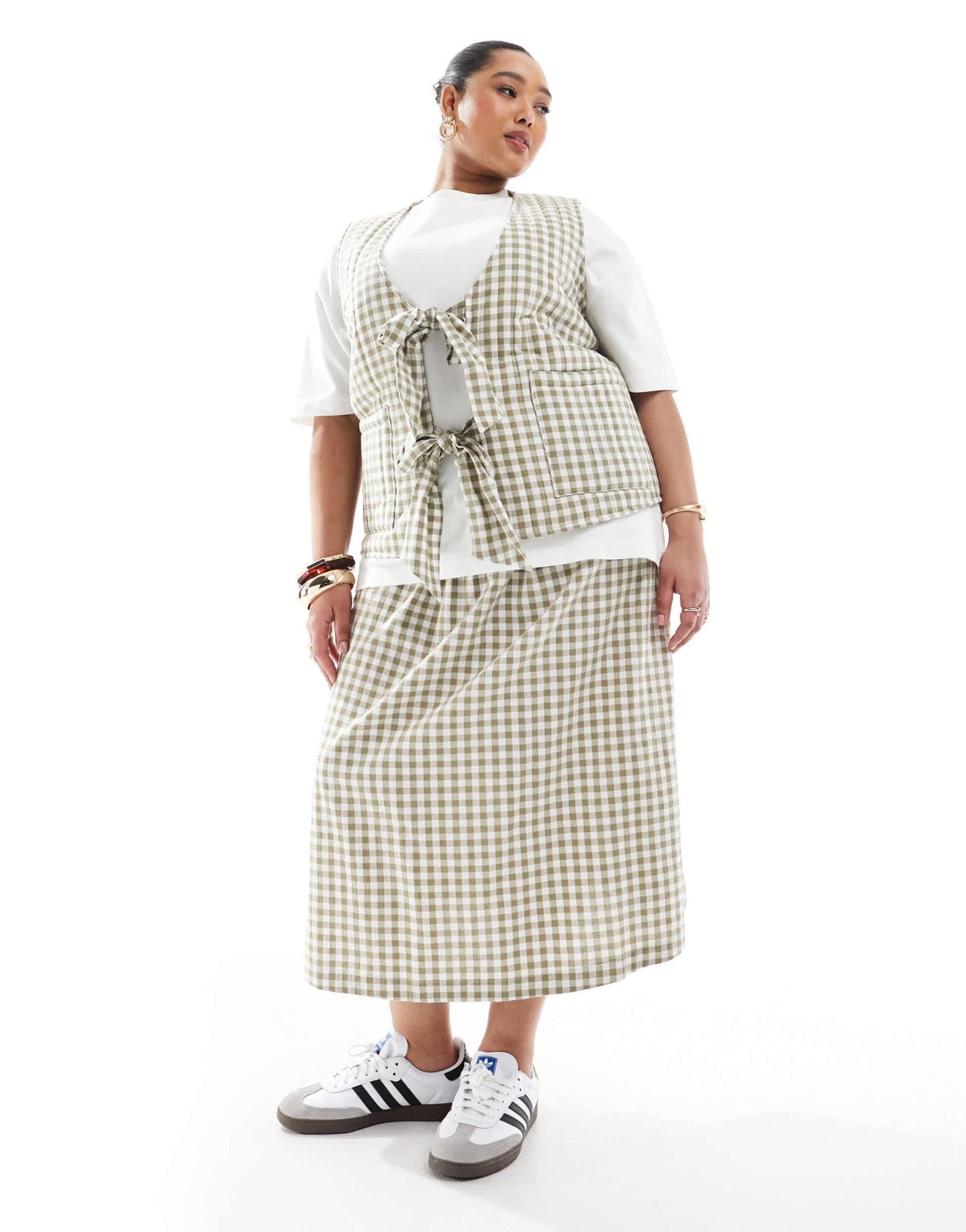 Renee Studio Plus exclusive reversible tie front gilet co - ord in gingham & picnic print - ASOS Sample Sale EU Store