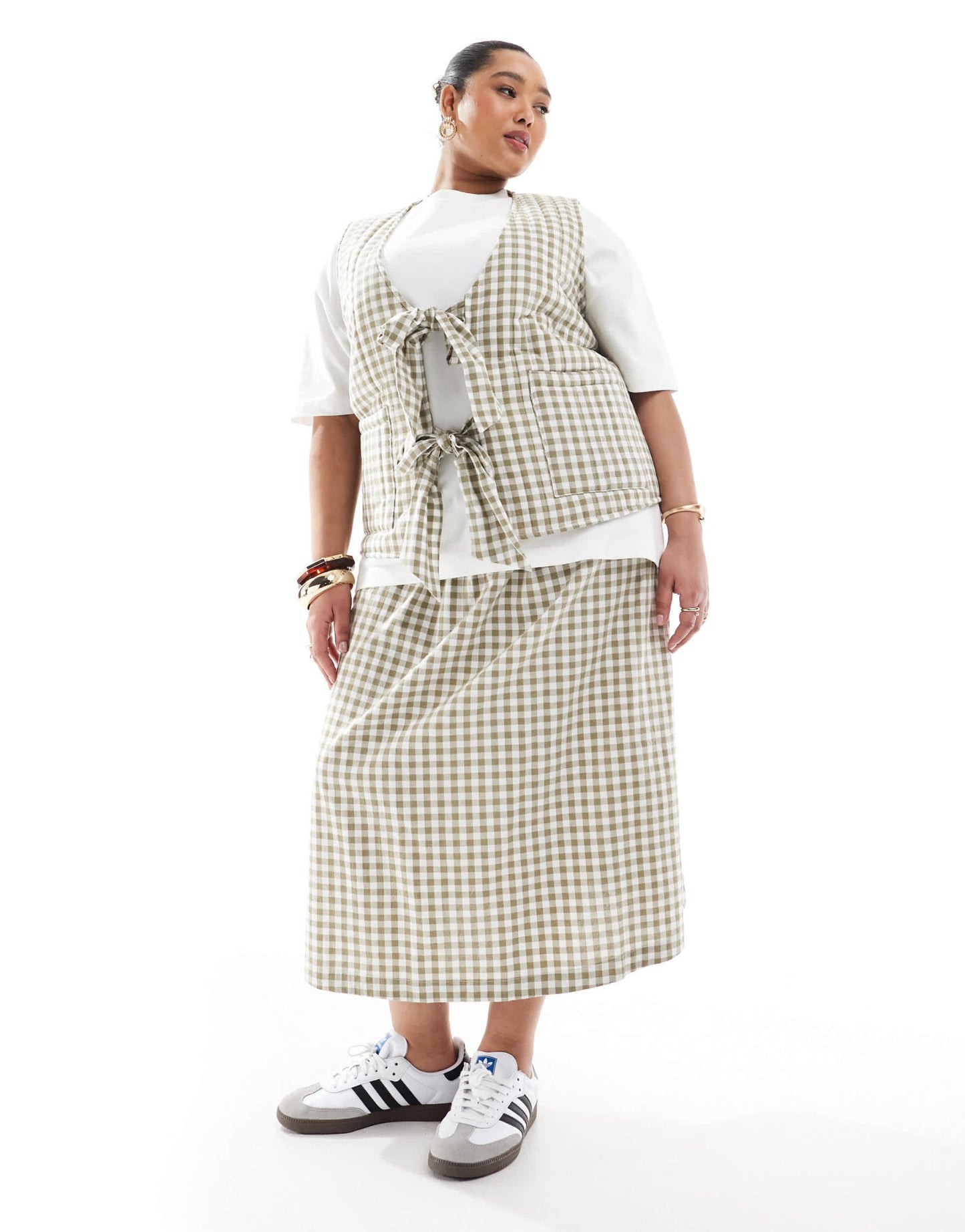 Renee Studio Plus exclusive reversible tie front gilet co - ord in gingham & picnic print - ASOS Sample Sale EU Store