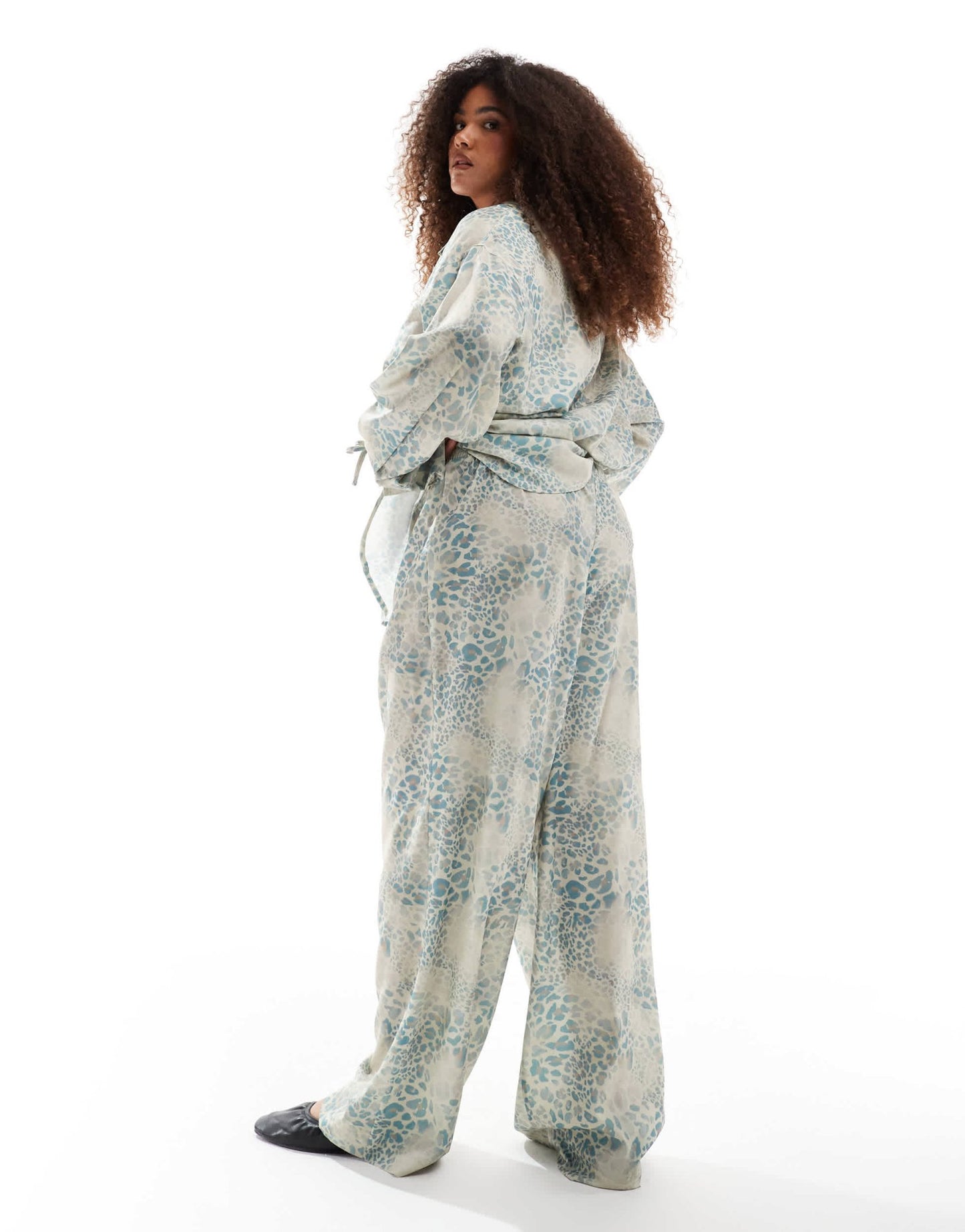 Renee Studio Plus exclusive satin drawstring waist wide leg trousers co - ord in animal print - ASOS Sample Sale EU Store