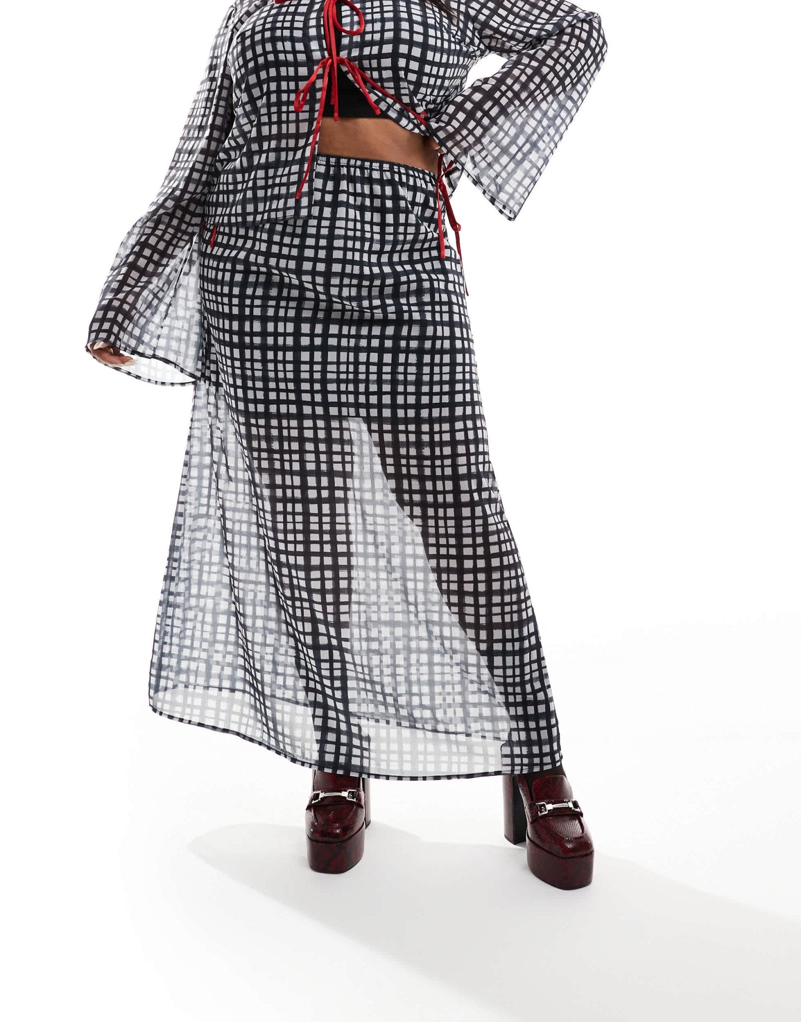 Renee Studio Plus x Holly Wynne exclusive maxi skirt co - ord in grey check - ASOS Sample Sale EU Store